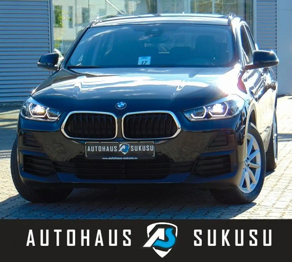 BMW X2 sDrive 18i Advantage - LED - Kamera - Navi - Schwarz - 1