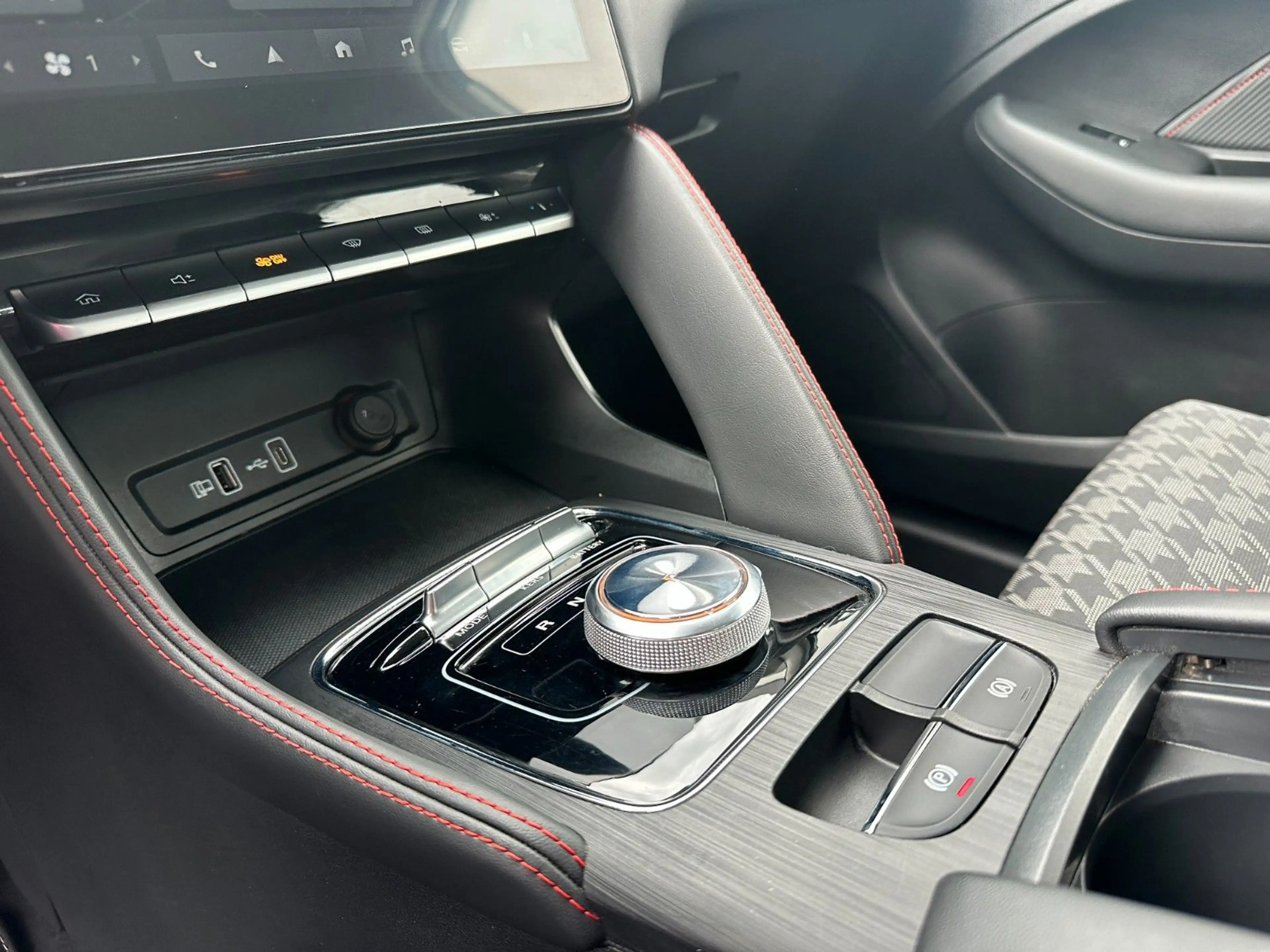 MG ZS EV Comfort ELEKTRO 51 kWh Navi LED Shzg ACC — photo 5