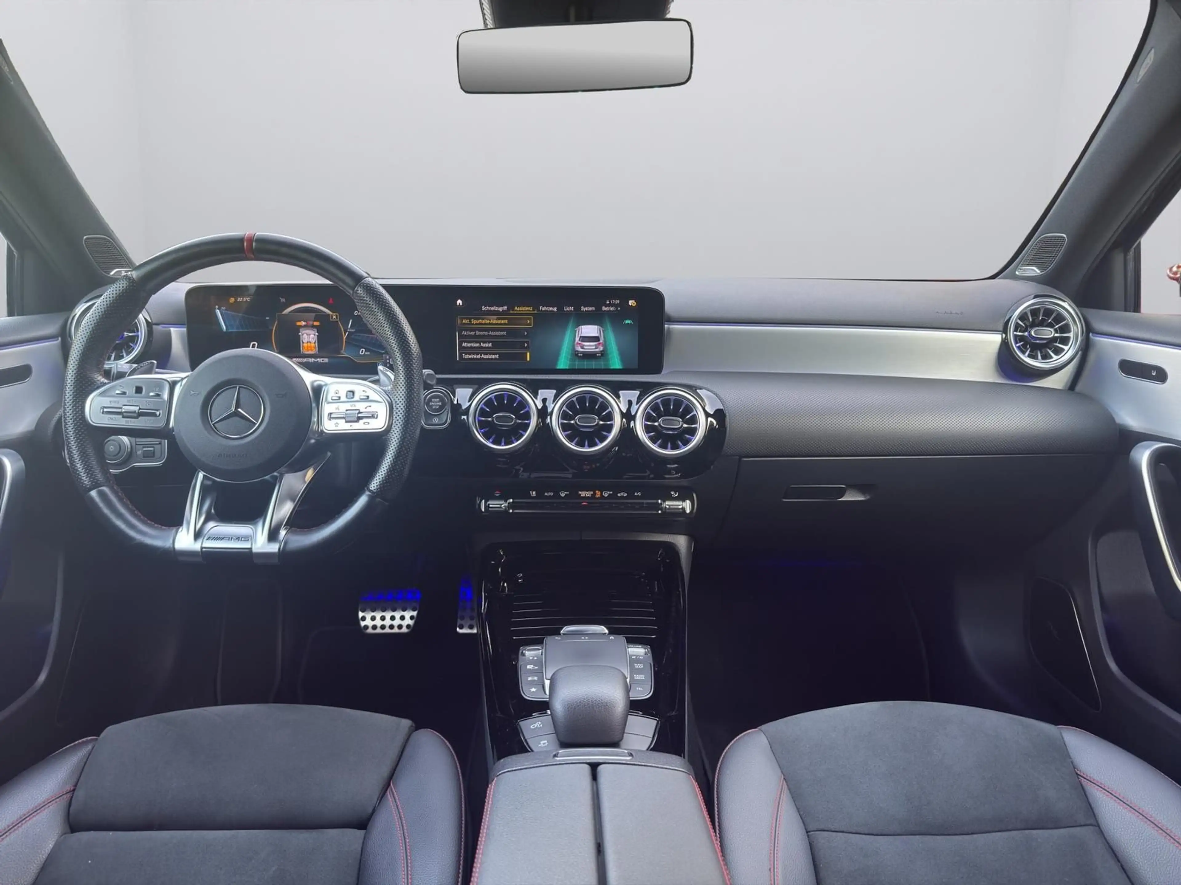 Mercedes-Benz A 45 AMG |AHK|BURMESTER|360°|CARPLAY| — photo 12
