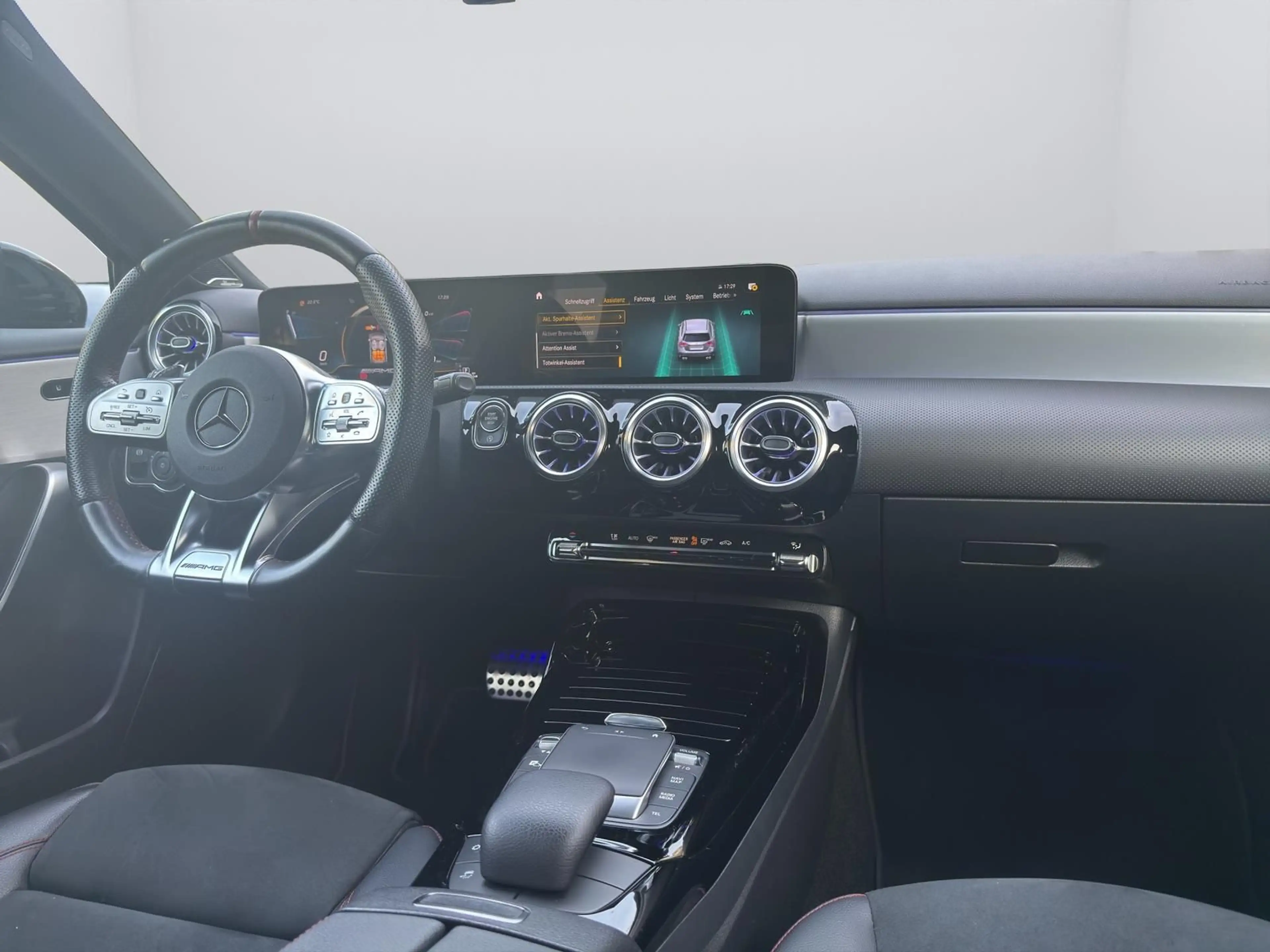 Mercedes-Benz A 45 AMG |AHK|BURMESTER|360°|CARPLAY| — photo 13