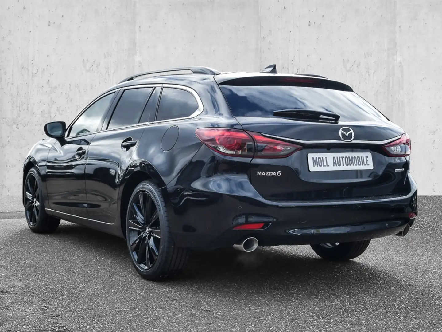 Mazda 6 SK 2023 2.5L SKYACTIV-G 194FWD 6AT HOMURA HUD BOSE Schwarz - 2