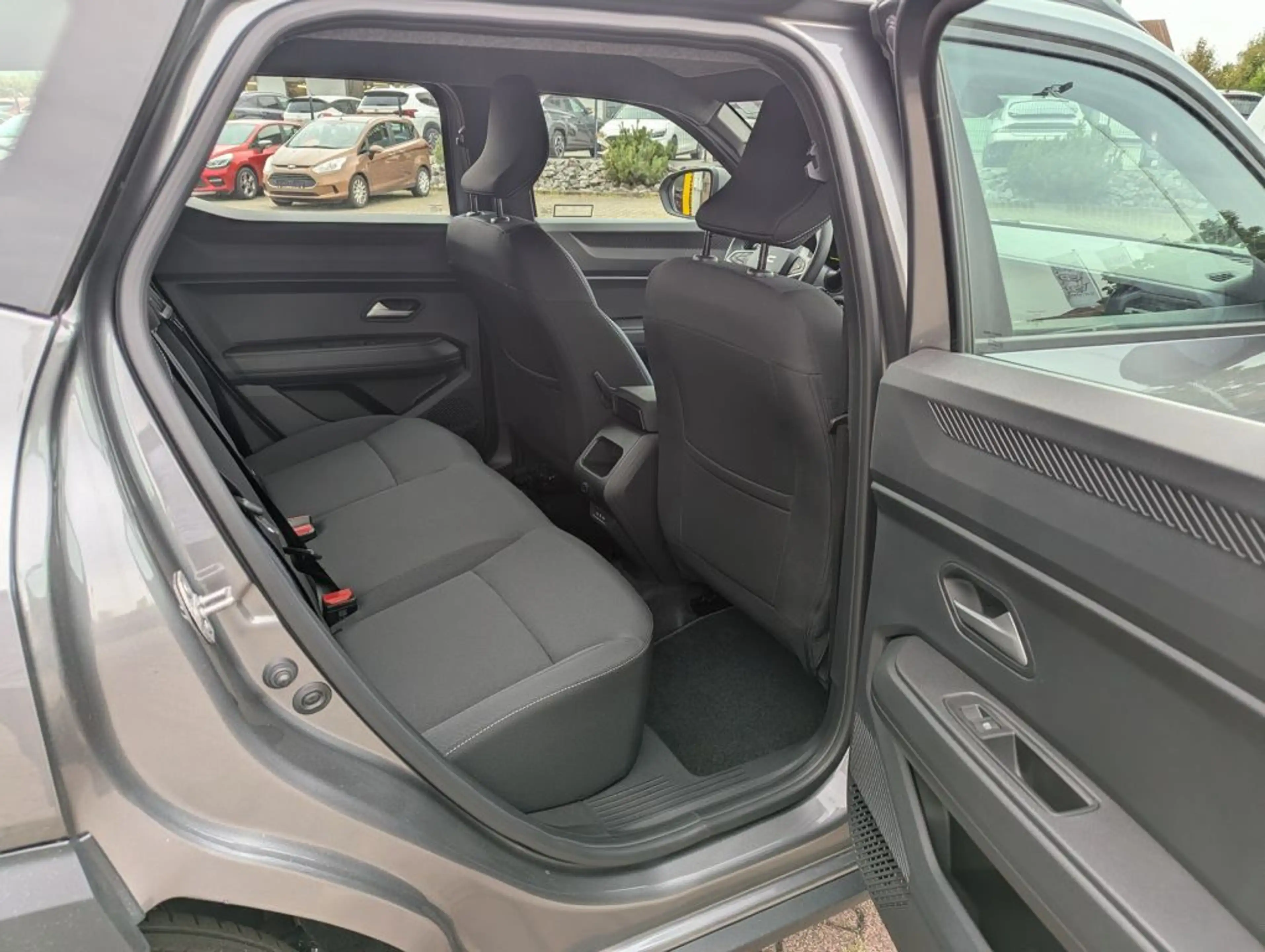 Dacia Duster mild hybrid 140 Expression — photo 5