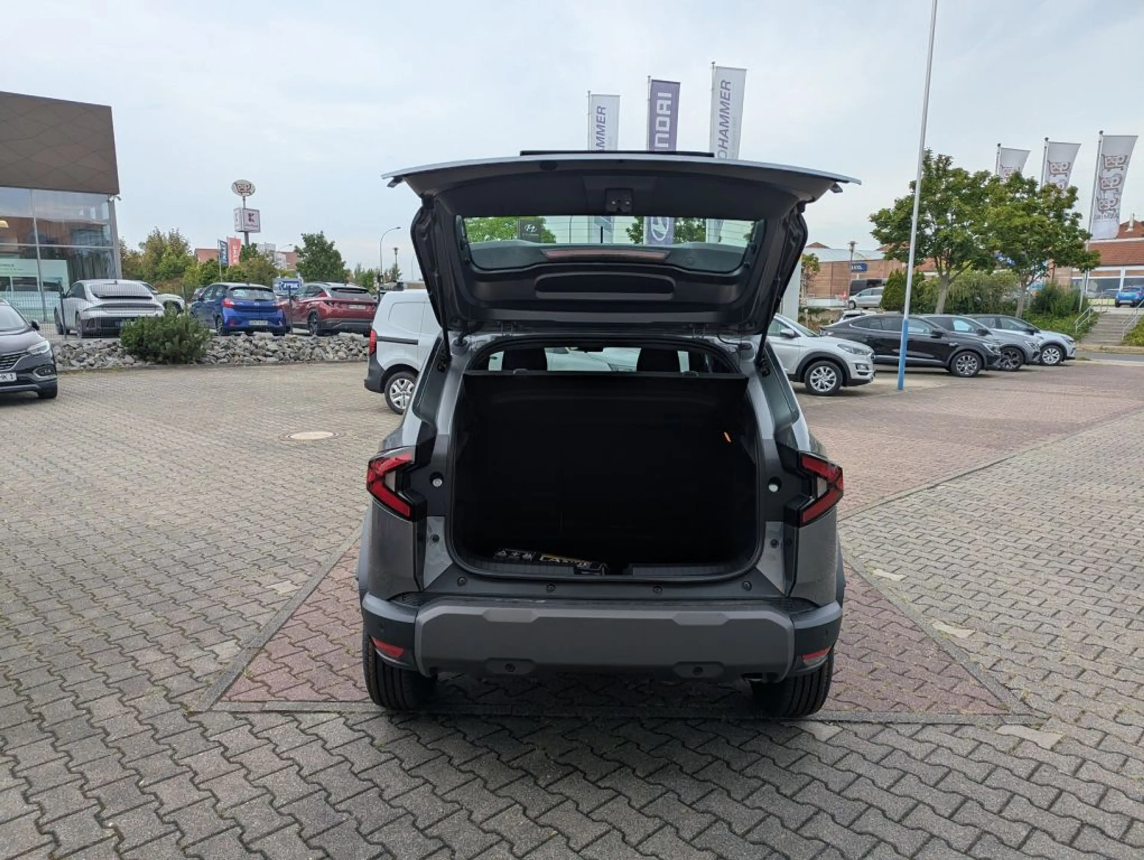Dacia Duster mild hybrid 140 Expression — photo 6