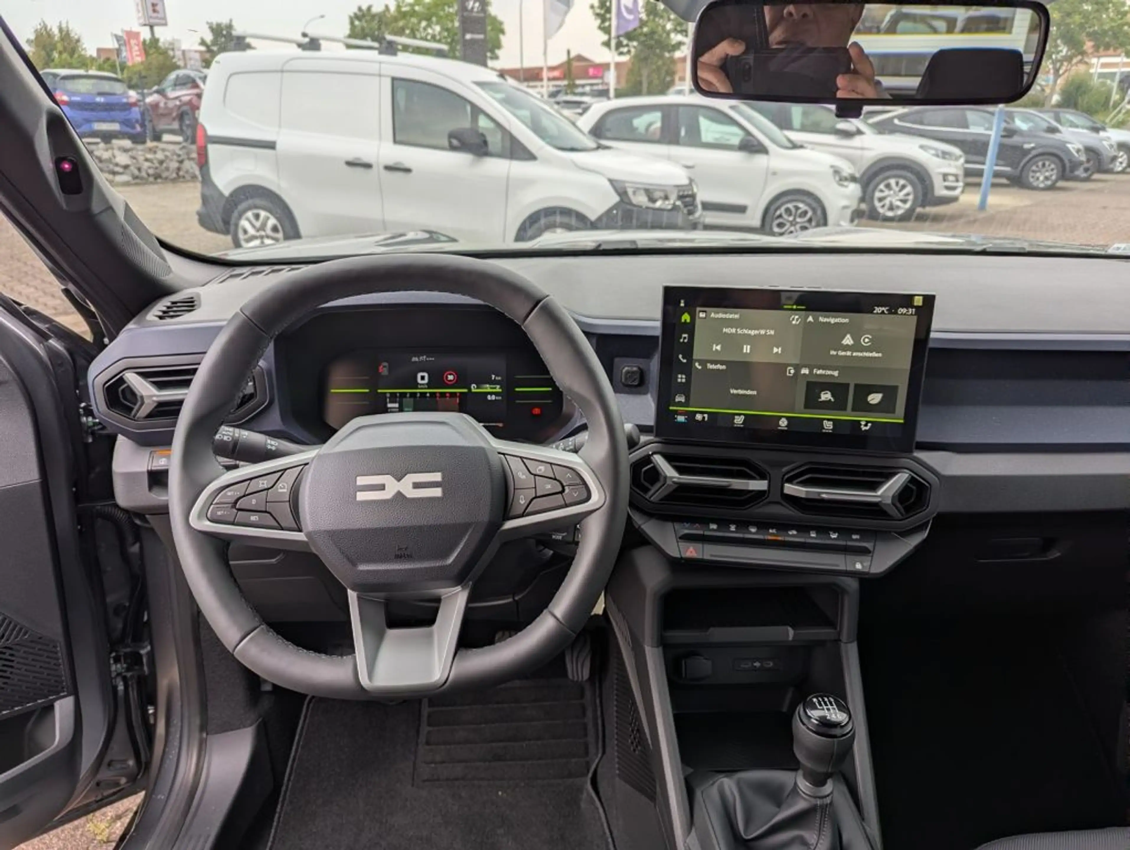 Dacia Duster mild hybrid 140 Expression — photo 8
