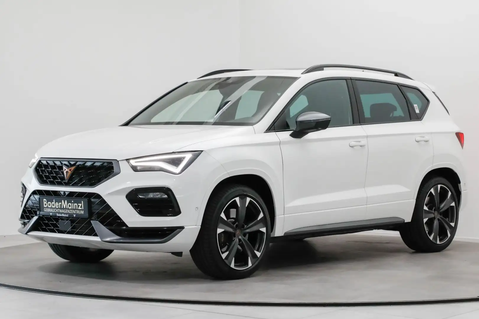SEAT Ateca VZ 2.0 TSI 4Drive DSG AHK Pano Navi Kamera Weiß - 2
