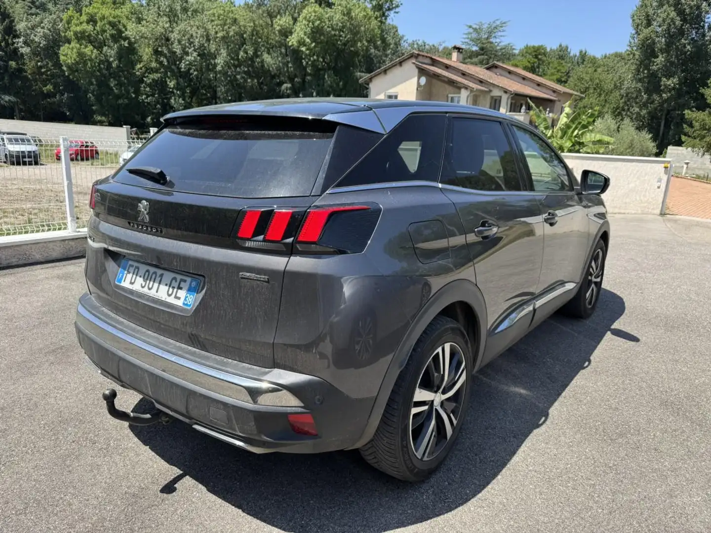 Peugeot 3008 1.5 BlueHDi 130CH EAT8   GT Line Gris - 2