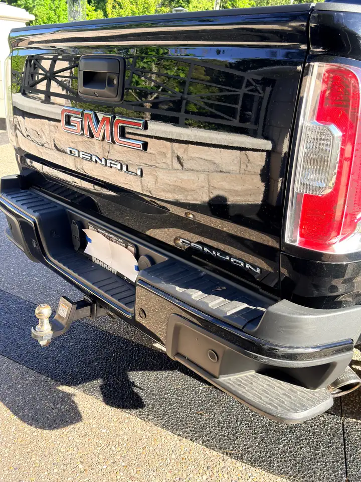 GMC Canyon снимка GMC Canyon