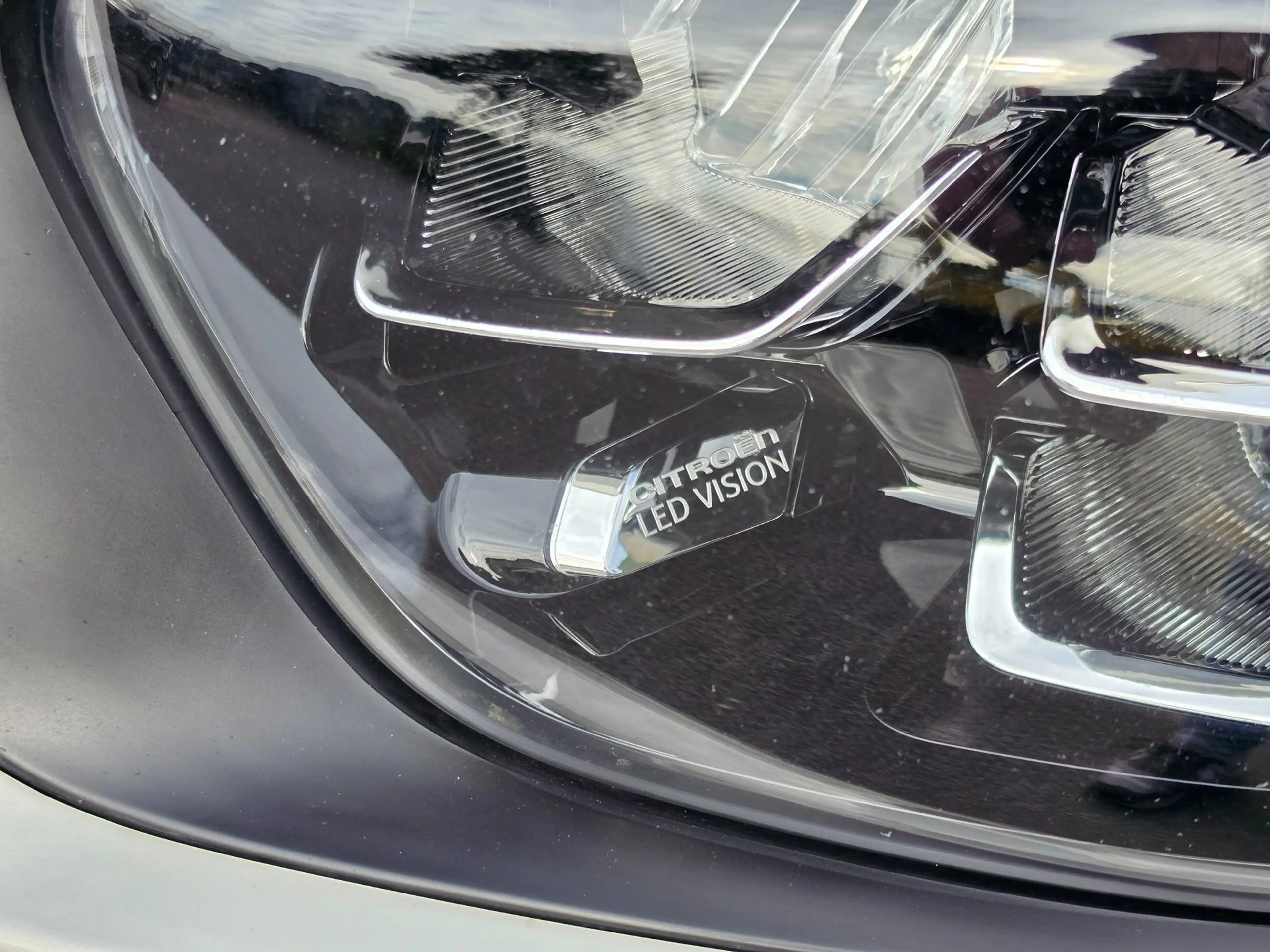 Citroen C3 1.2 PureTech Shine Carplay, LED, Cruise — photo 26