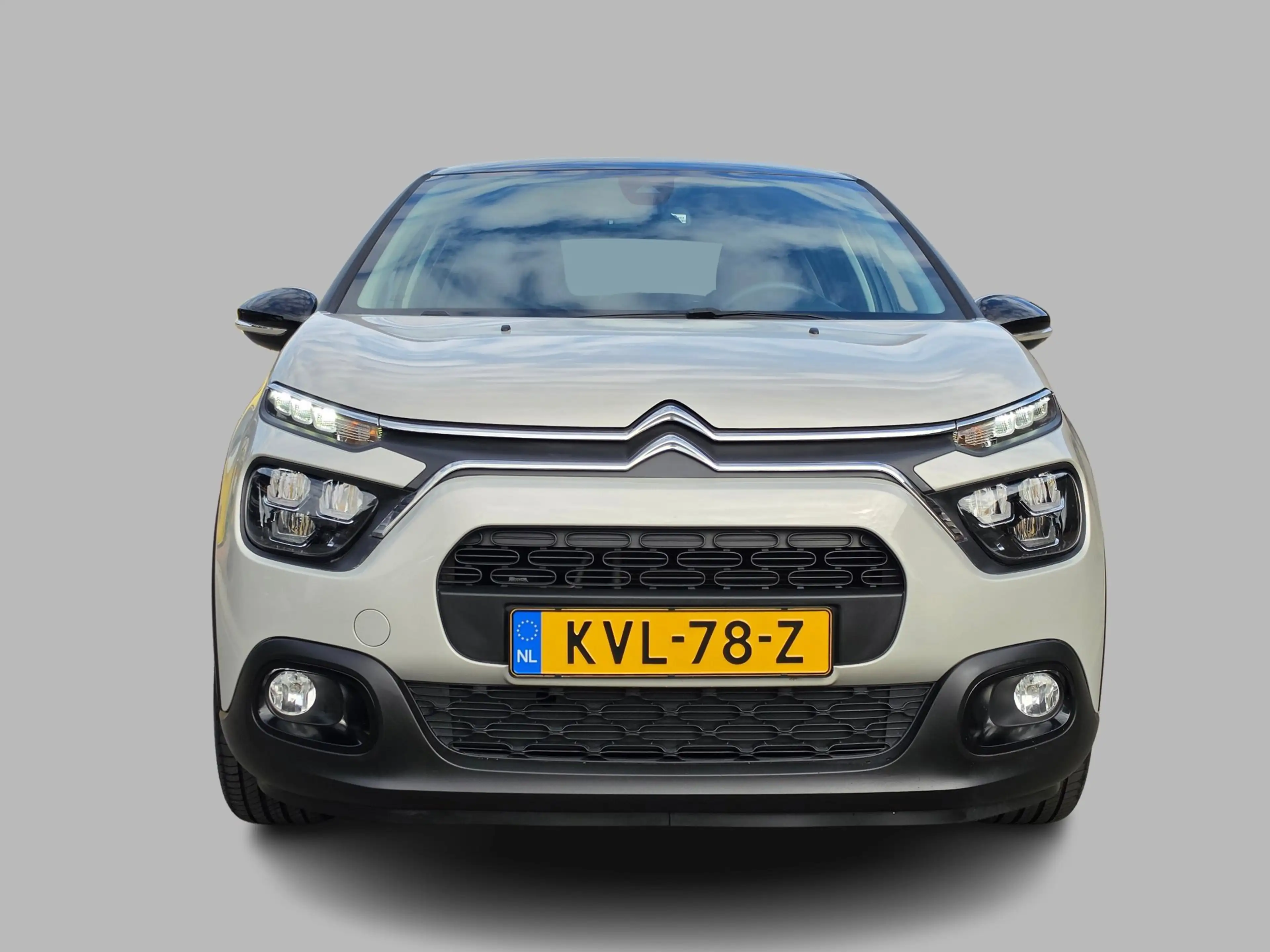 Citroen C3 1.2 PureTech Shine Carplay, LED, Cruise — photo 4