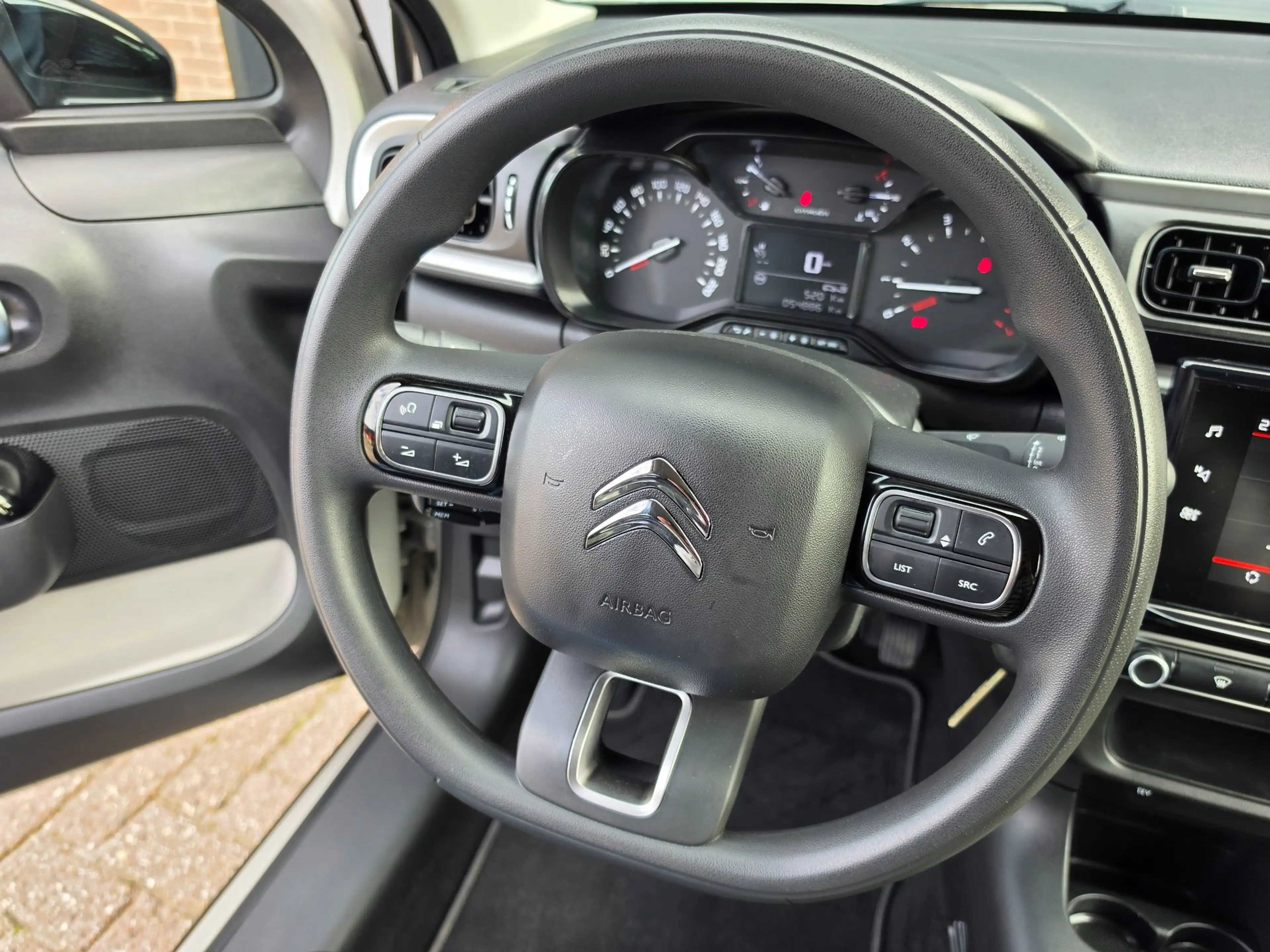 Citroen C3 1.2 PureTech Shine Carplay, LED, Cruise — photo 10