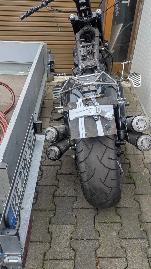 Honda VF 700 Magna VF 700 RC 21 Schwarz - 2