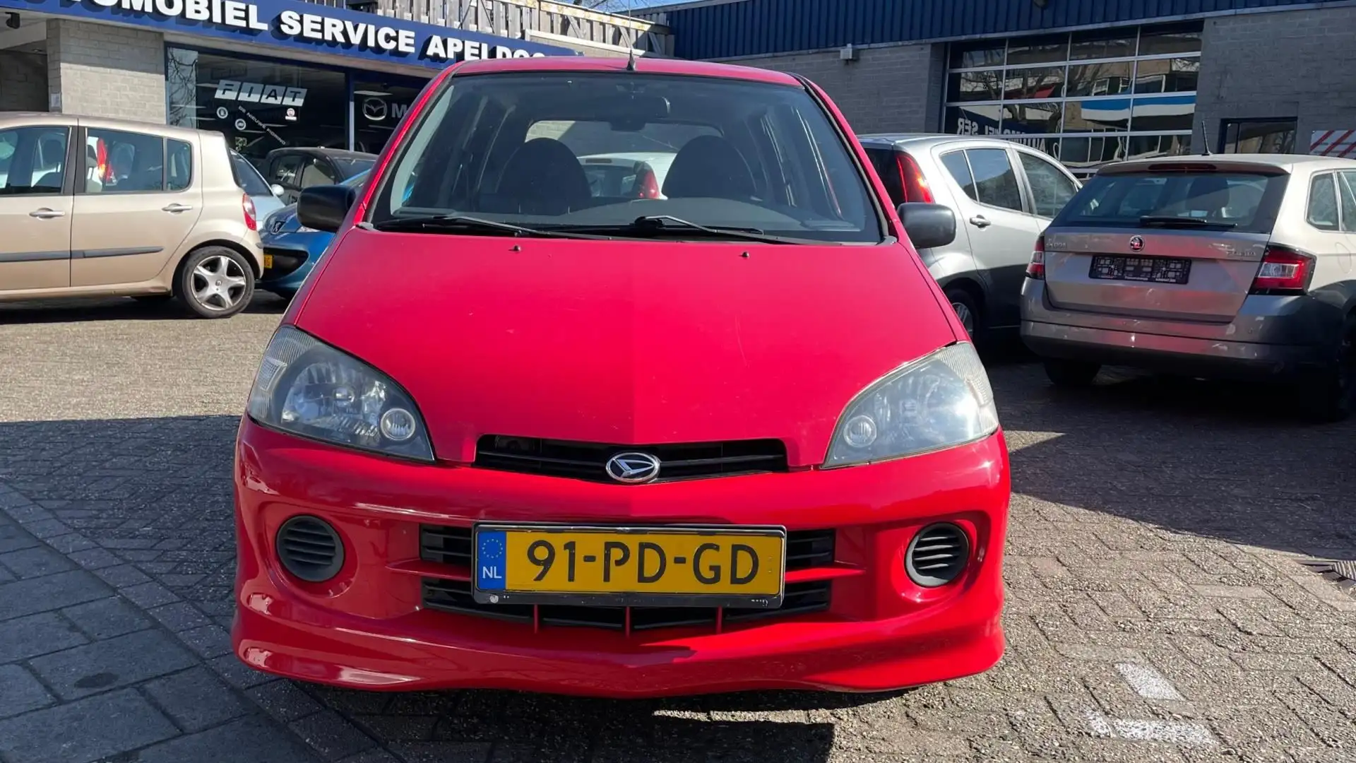 Daihatsu YRV Young RV 1.3-16V XTi*5DRS*STUURBEKR*ELLEK PAKKET*N Roşu - 2