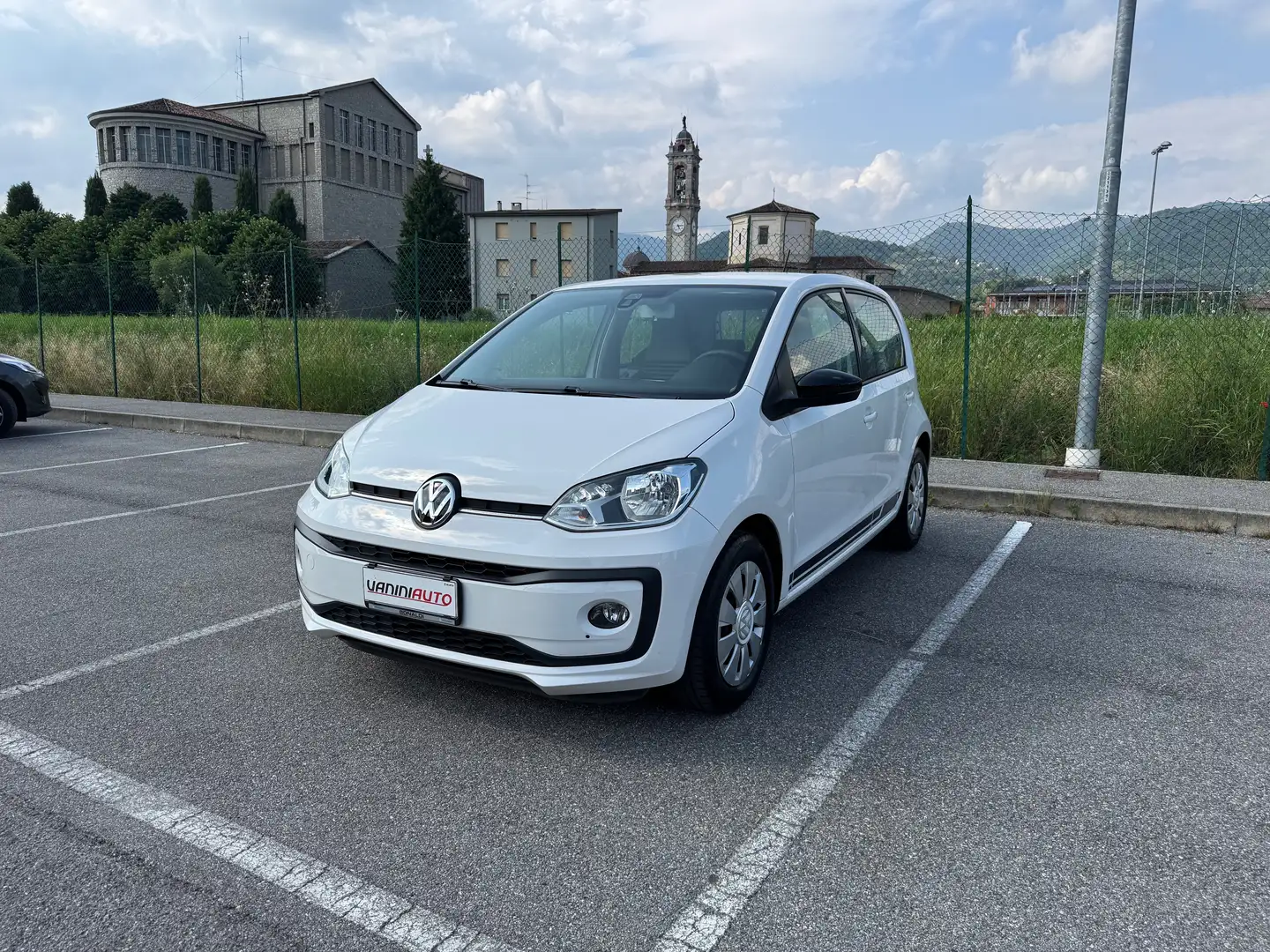 Volkswagen up! 1.0 5 porte 60 CV MOVE "AUTOMATICA" Bianco - 2