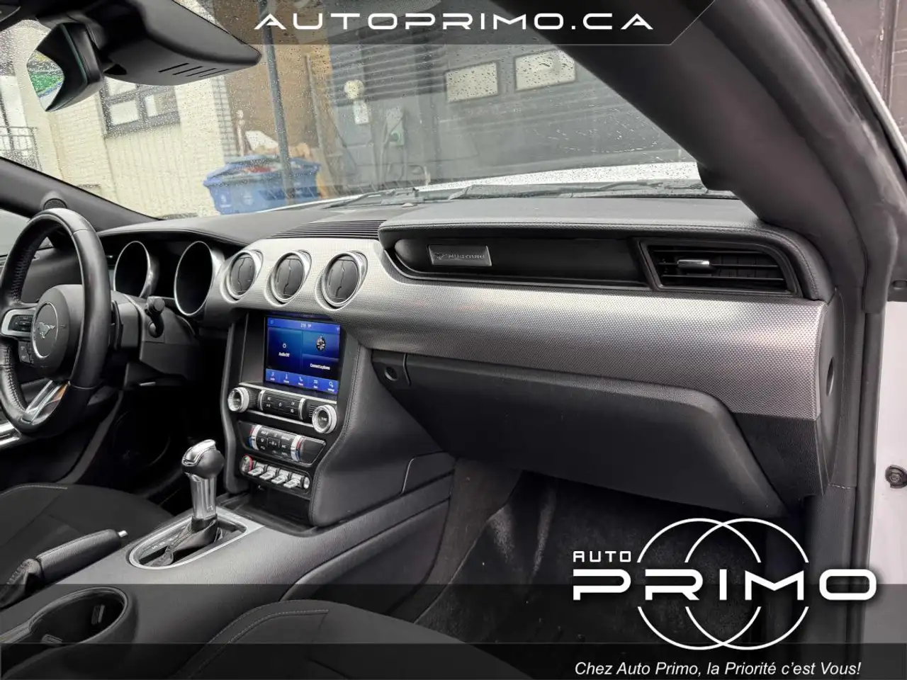 Ford Mustang снимка Ford Mustang