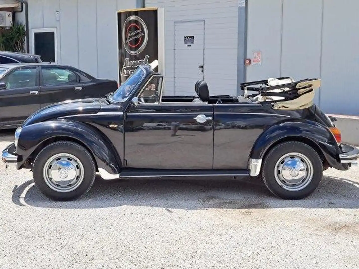 Volkswagen Maggiolino MAGGIOLONE  1.303 CABRIO KARMANN 15D111 - 1979 Noir - 2