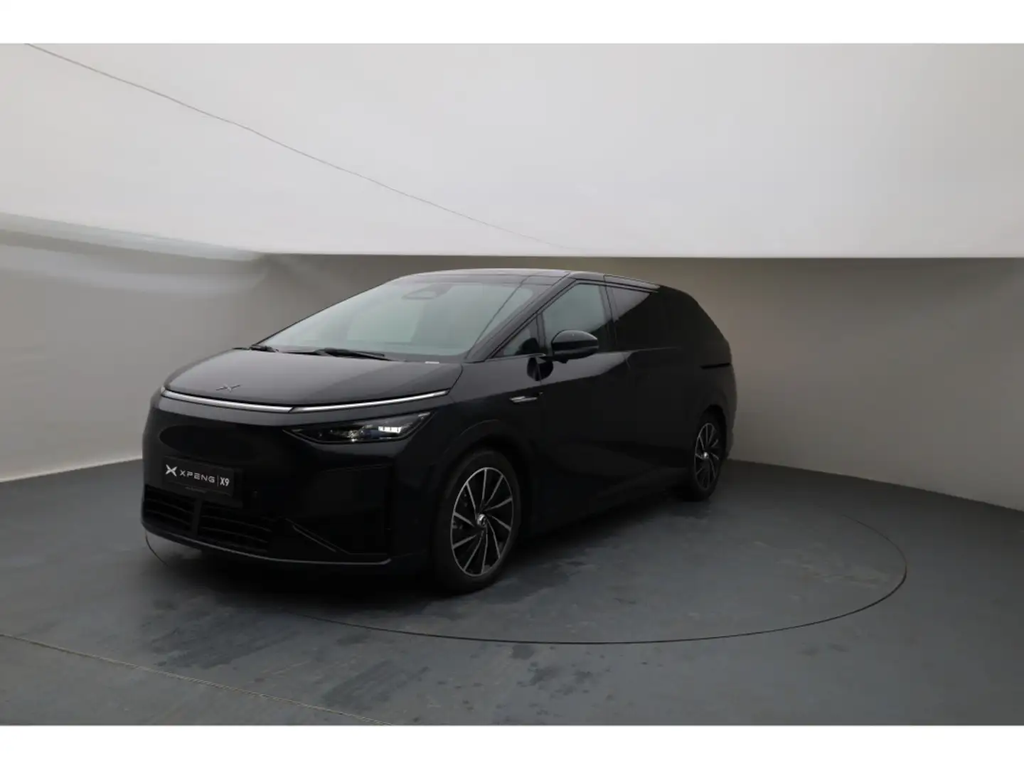 Xpeng X9 FWD Long Range CarPlay Massage Pano Sitzklima Blau - 2