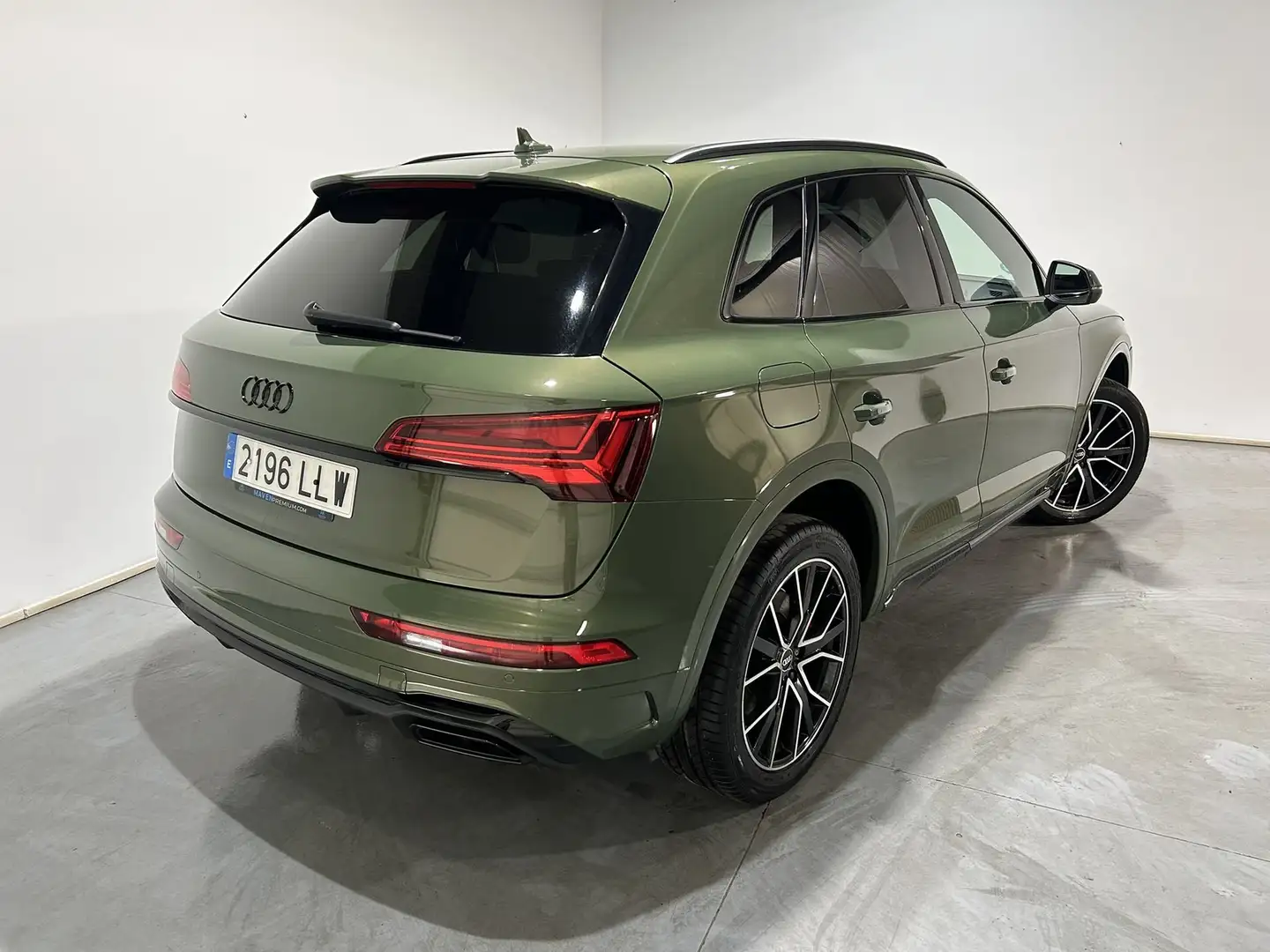 Audi Q5 40 TDI quattro-ultra Black line S tronic 150kW Verde - 2