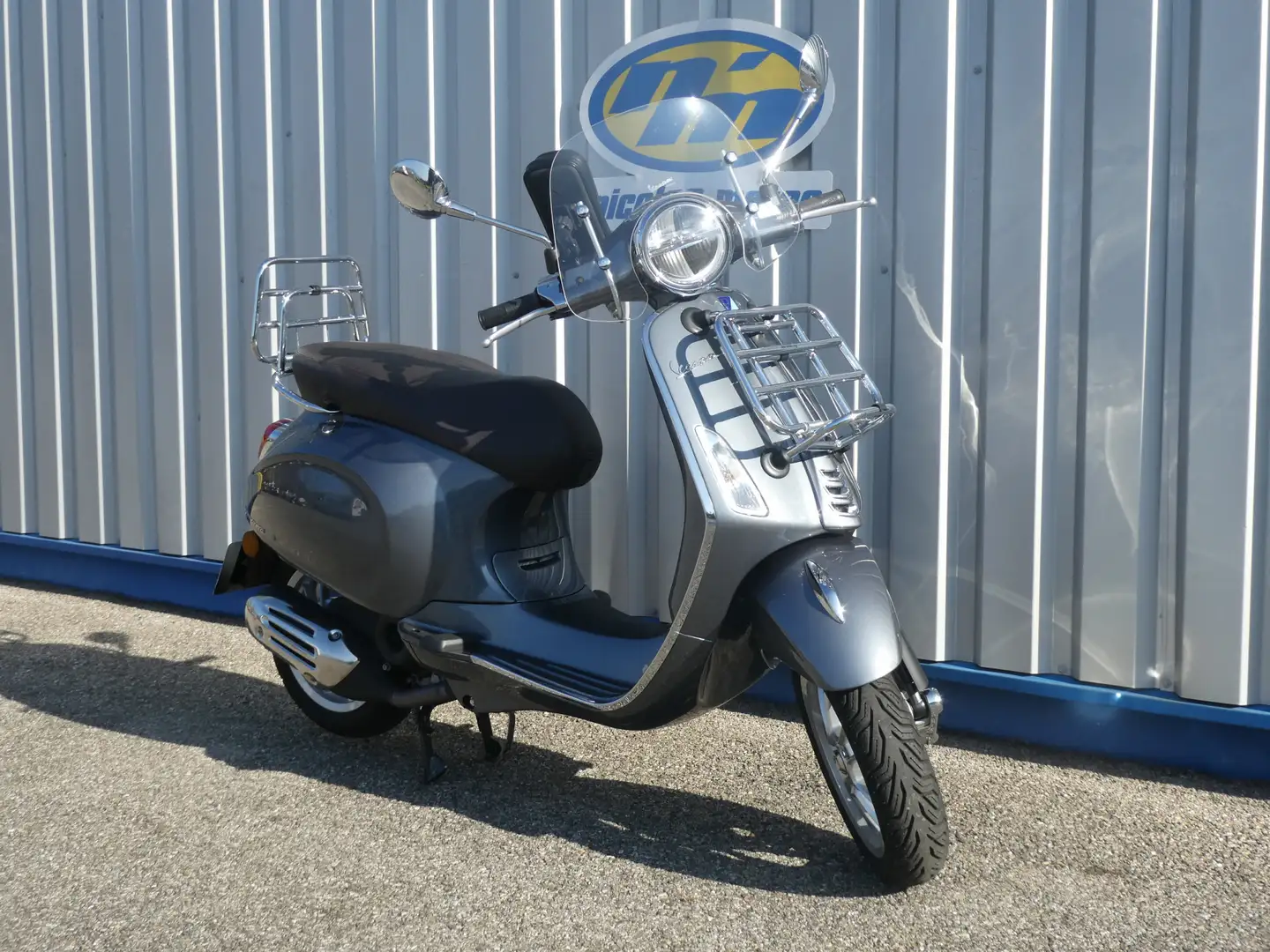 Vespa Primavera 50 Gris - 2