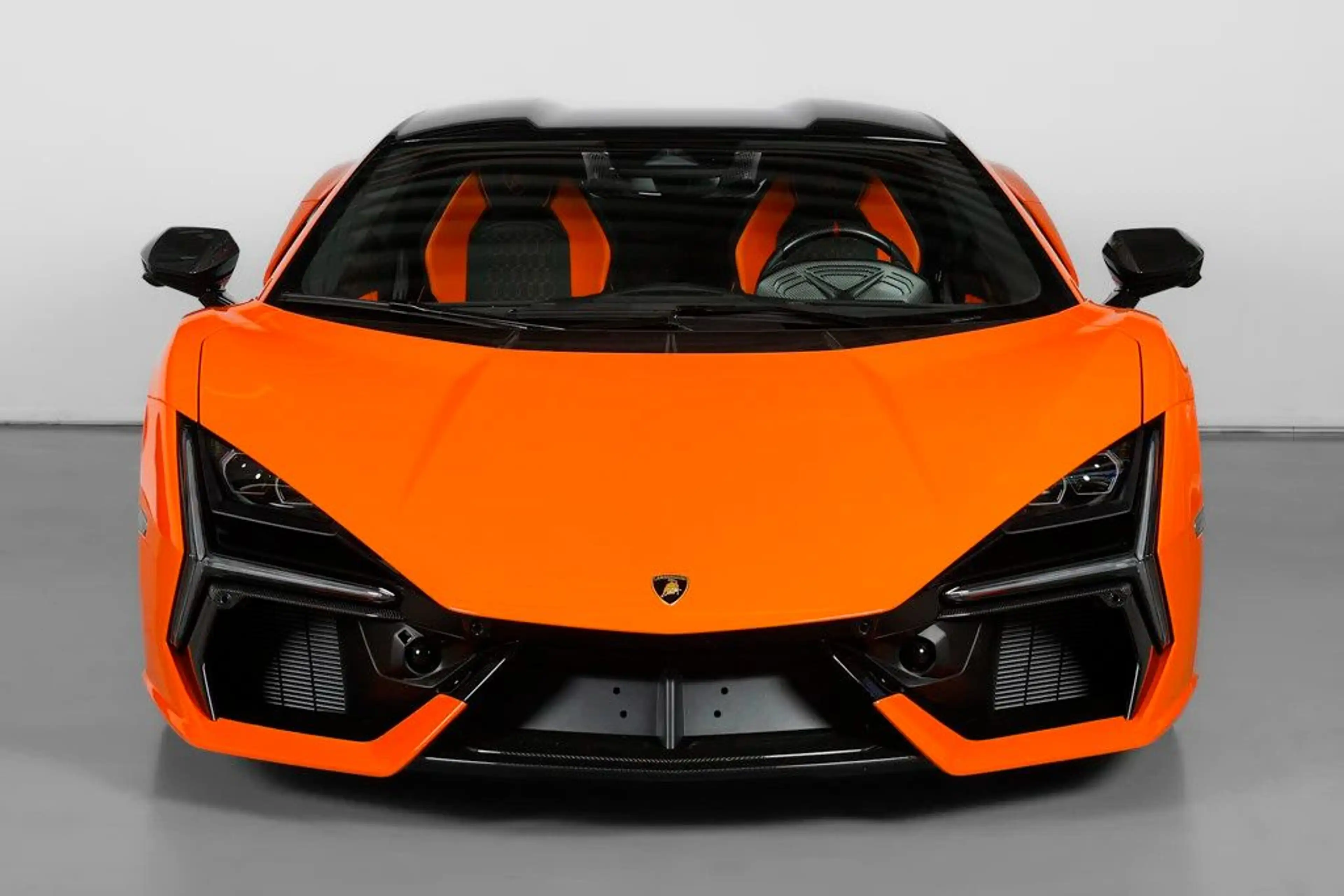 Lamborghini Revuelto Arancio Apodis, Corsa Tex — photo 4