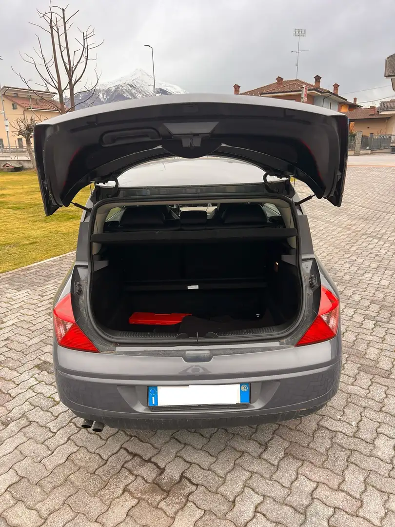 Renault Avantime 2.2 dCI Dynamique Gris - 2