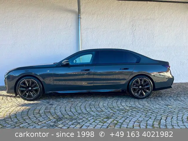 BMW i7 xDr. 60 *M SPORT PRO*LOUNGE SEAT*FOND ENT*SKY