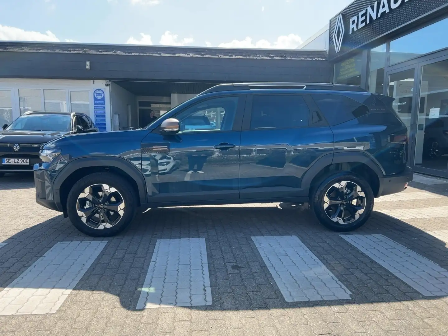Dacia Bigster Extreme TCe 140 Navi,SHZ,PDC,Schiebedach Azul - 2