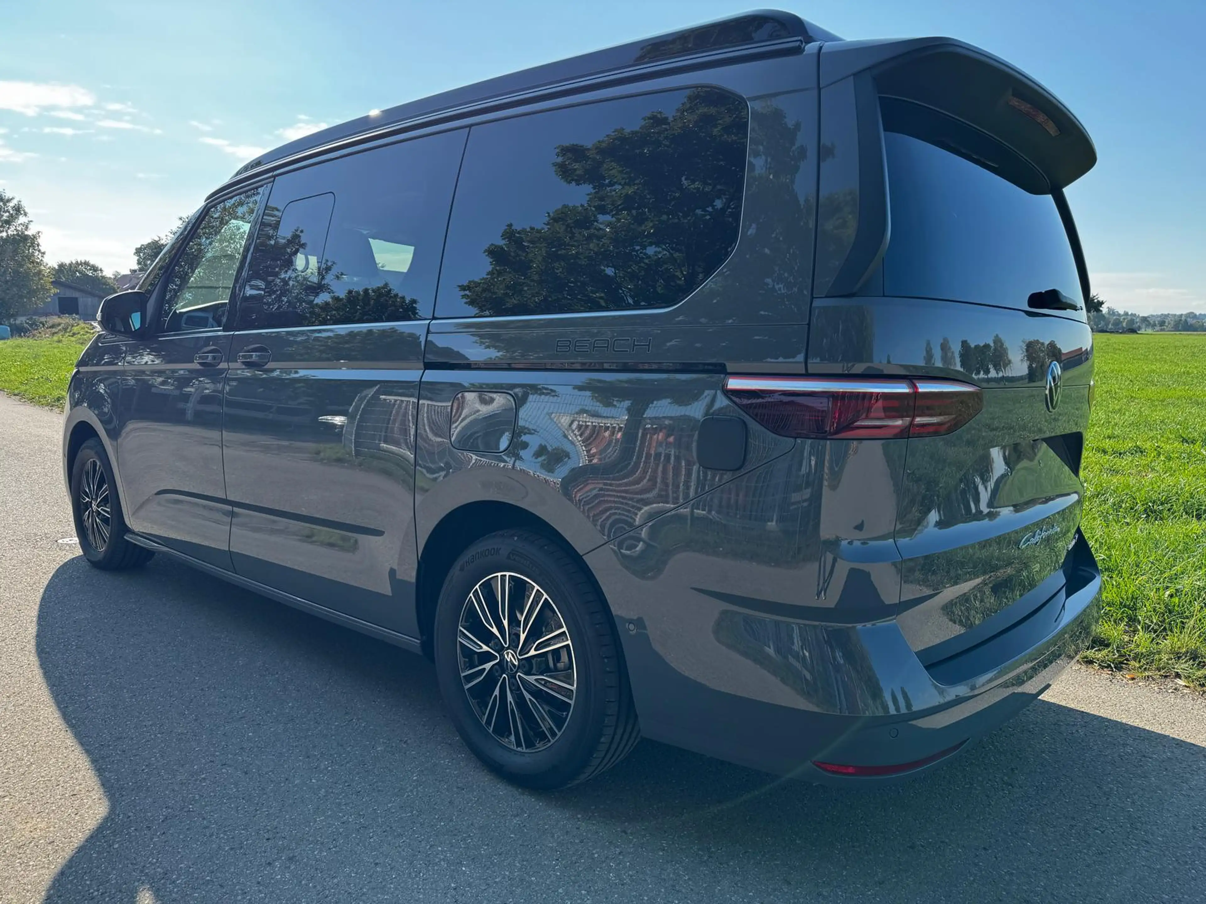 Volkswagen T7 California Beach Tour eHybrid 4MOTION 1.5 TSI 180 kW (245 ... — photo 2
