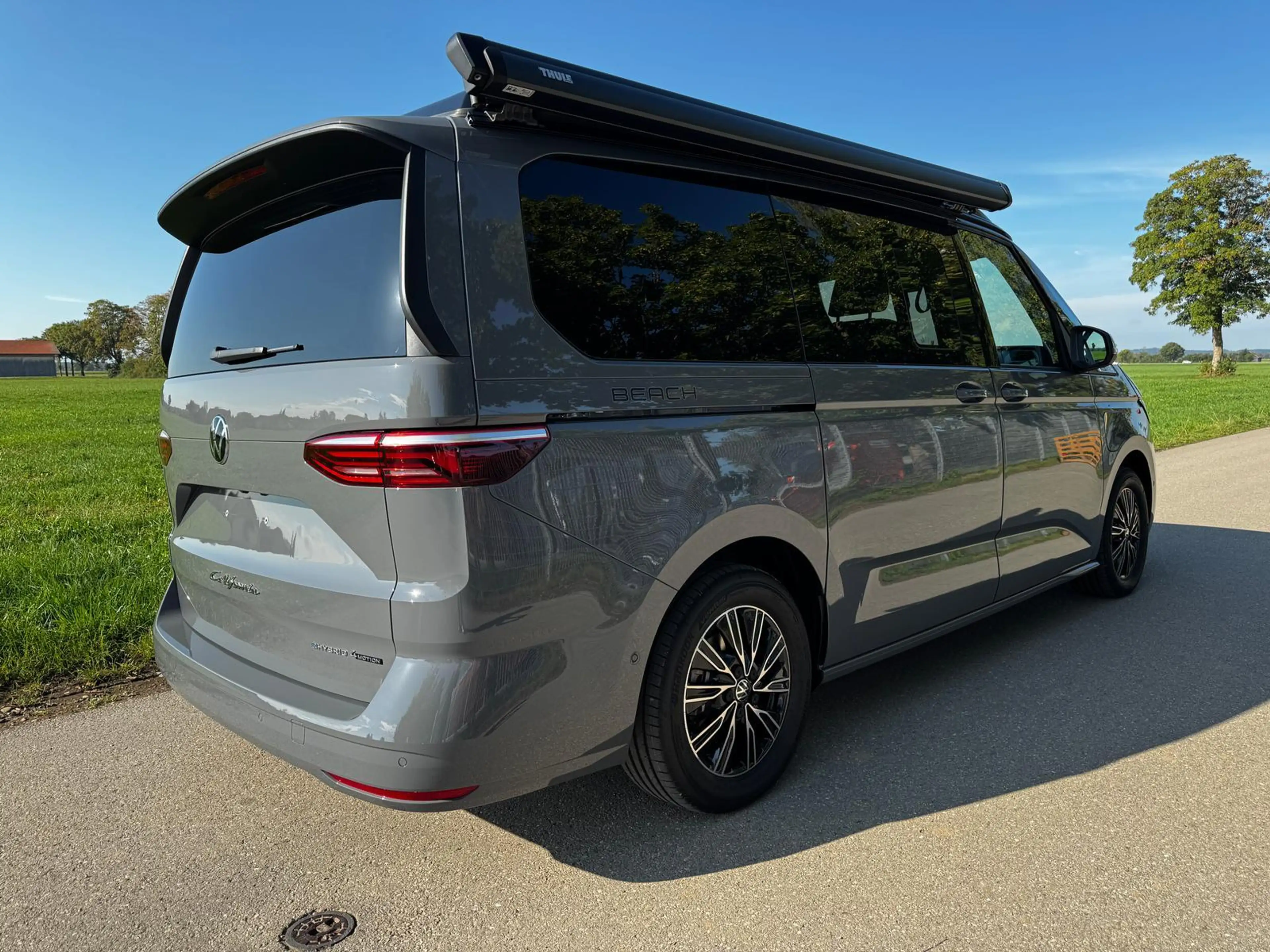 Volkswagen T7 California Beach Tour eHybrid 4MOTION 1.5 TSI 180 kW (245 ... — photo 5