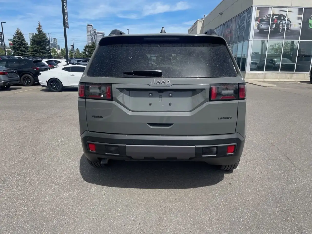 Jeep Cherokee снимка Jeep Cherokee