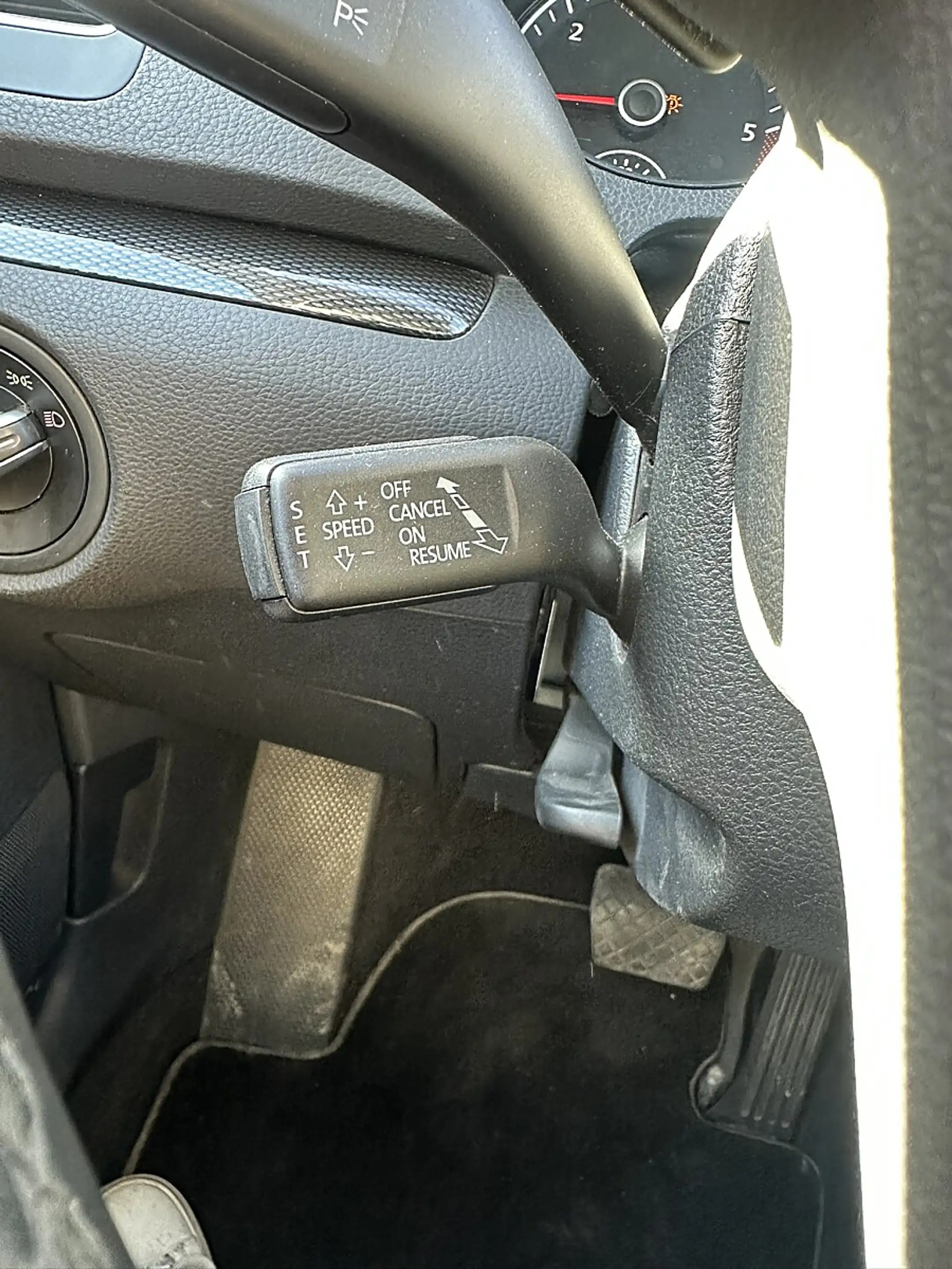 SEAT Alhambra GT 2,0 TDI CR DSG *Vollausstattung* — photo 11