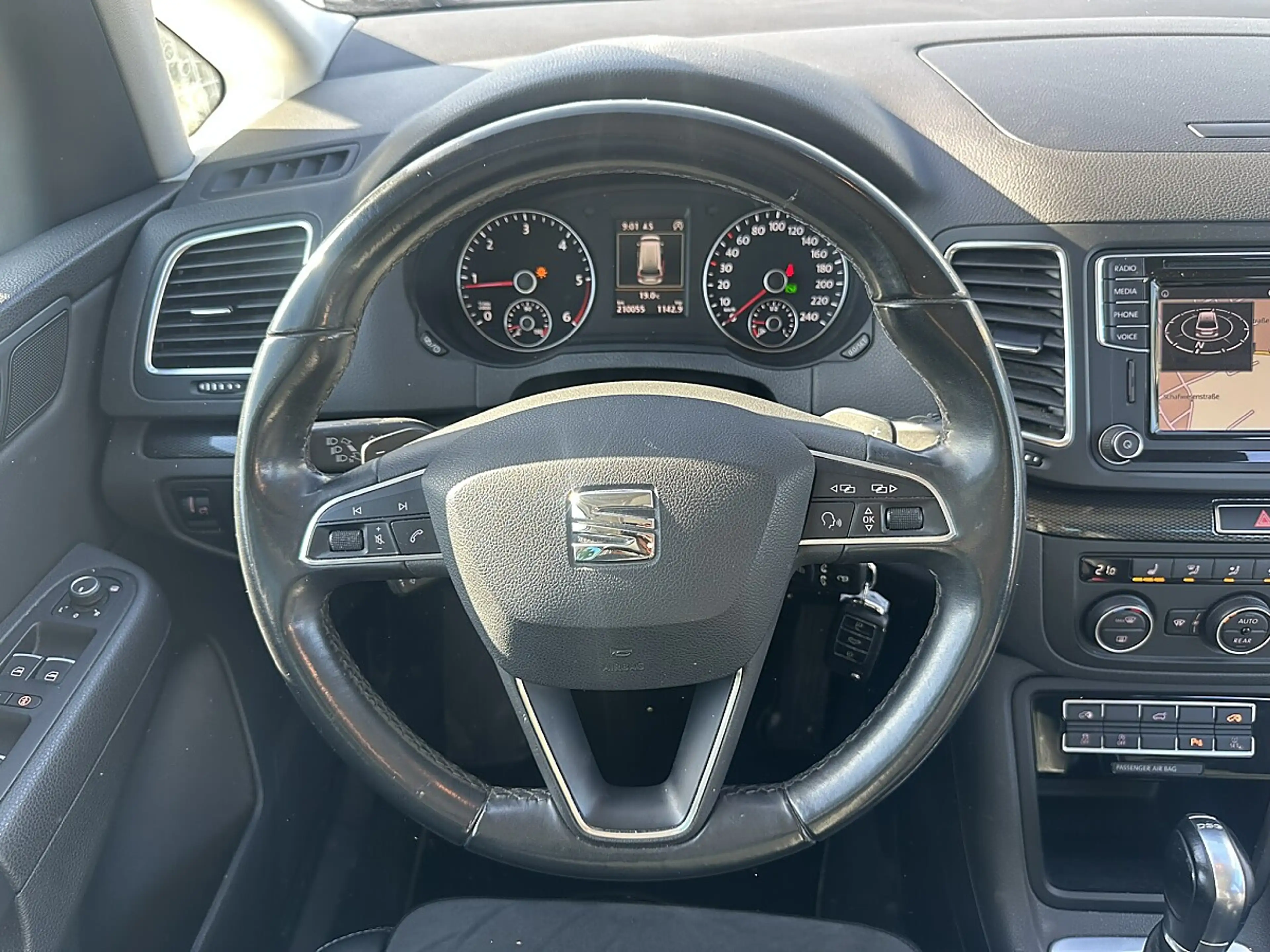 SEAT Alhambra GT 2,0 TDI CR DSG *Vollausstattung* — photo 10