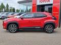 Toyota Yaris Cross 1.5 HYBRID DYNAMIC 17"LMV LED STUUR/STOELVERWARMIN Rood - thumbnail 3