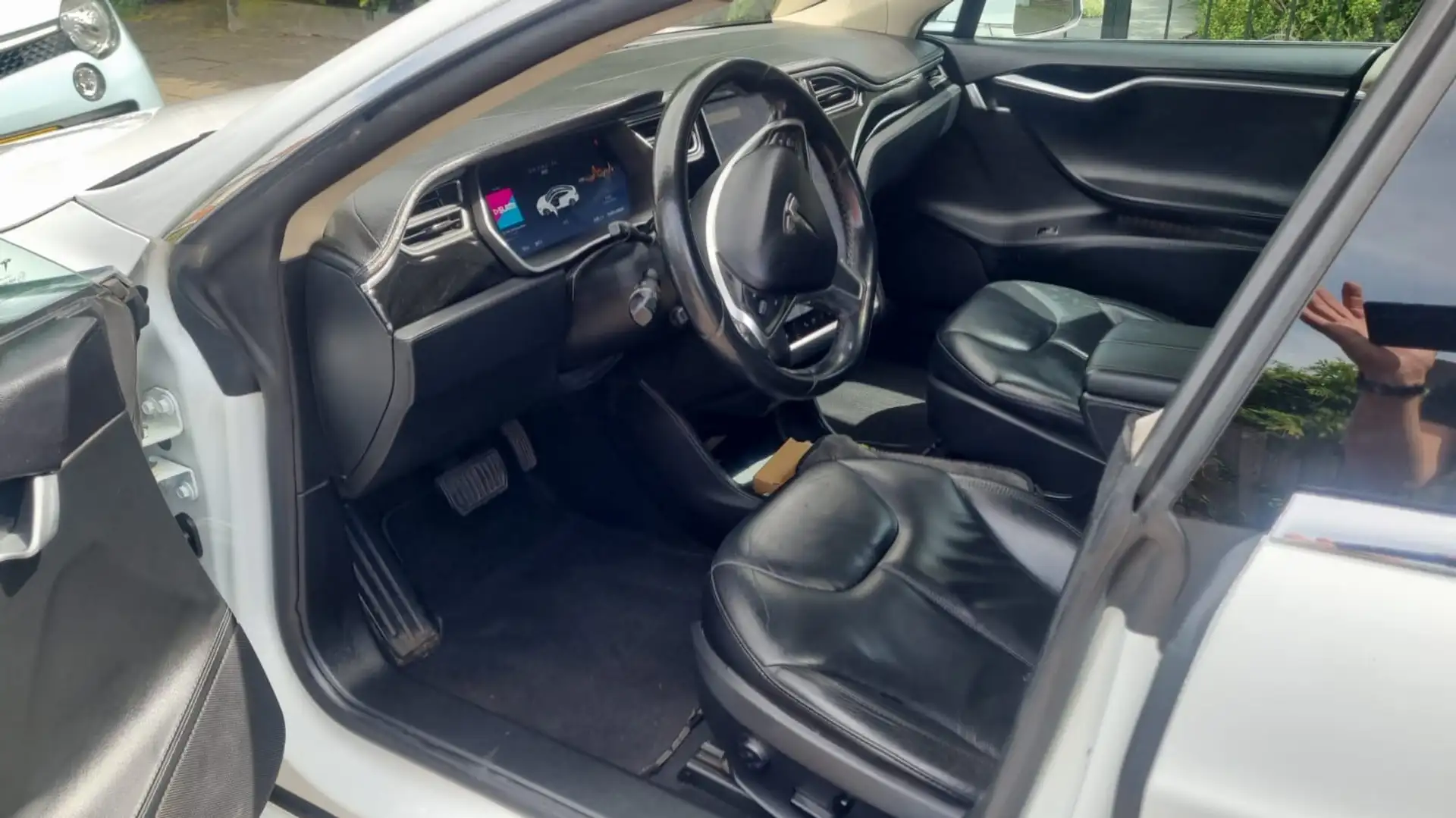 Tesla Model S Blanc - 1