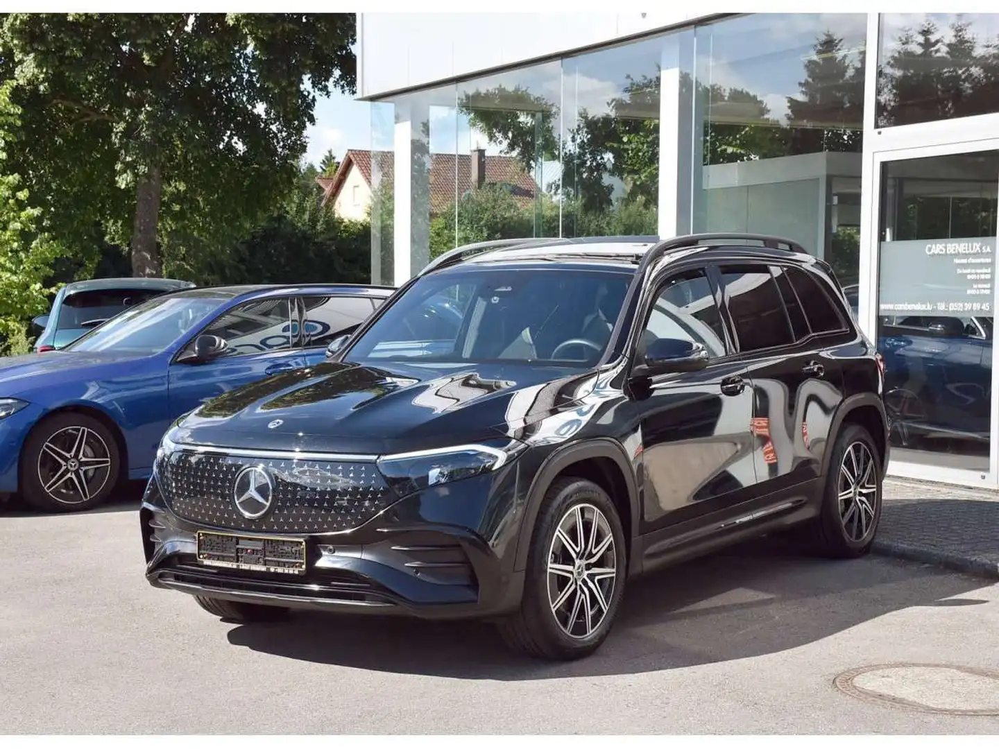 Mercedes-Benz EQB 250 + AMG Star Edition 7 Pl. TO PANO LANE SIDE 1 MAIN Noir - 2