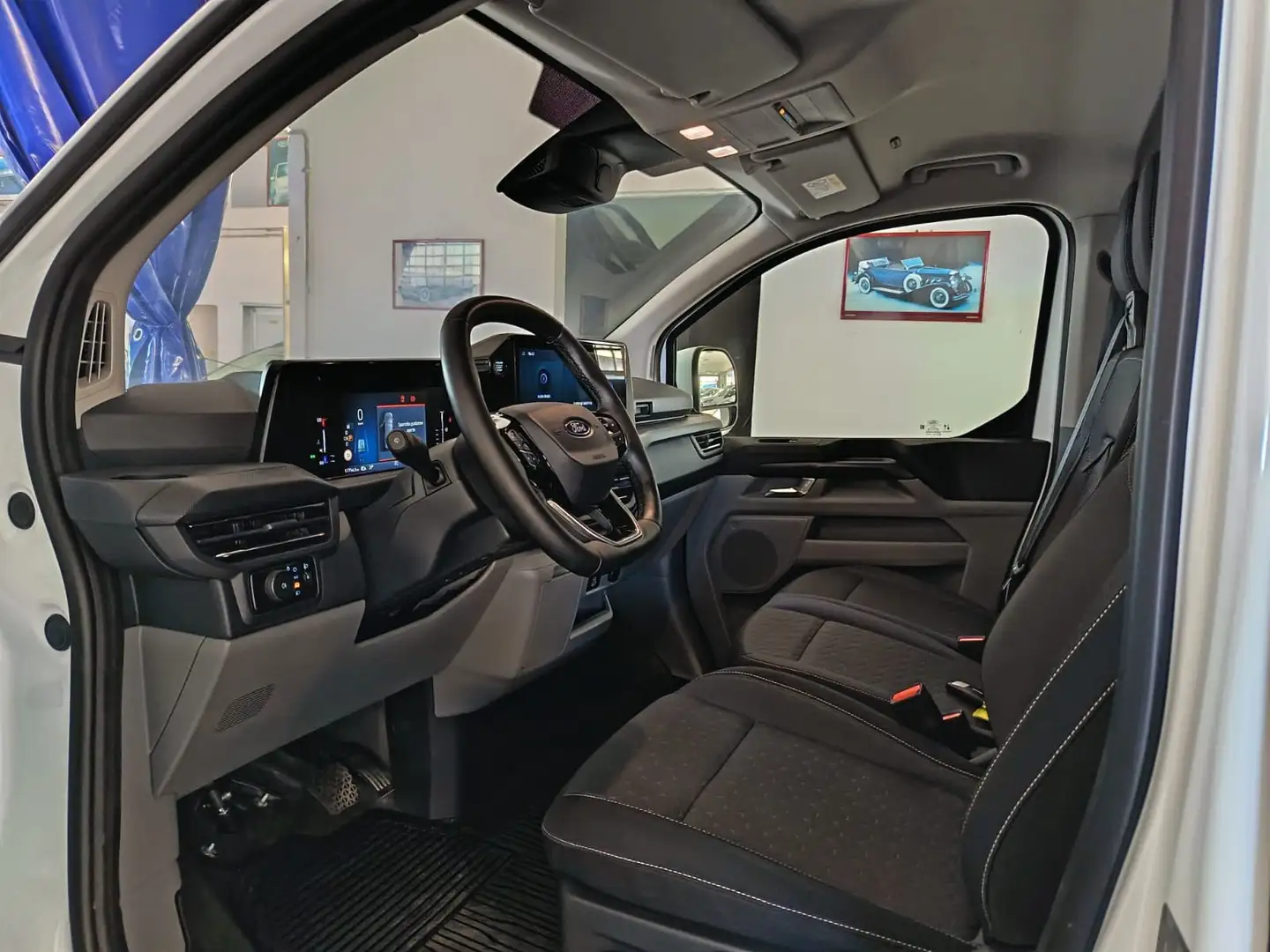 Ford Transit Custom 300 L1 H1 2.0 Ecoblue 170cv A/T8 TITANIUM Bianco - 2