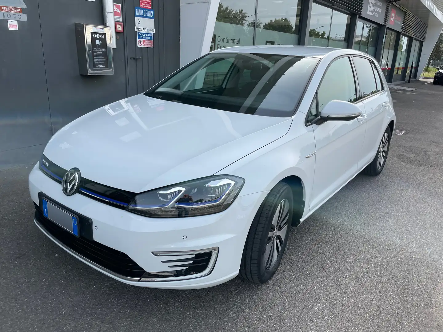 Volkswagen Golf Golf VII 2017 Elettrica 5p e-Golf 5p Bianco - 2