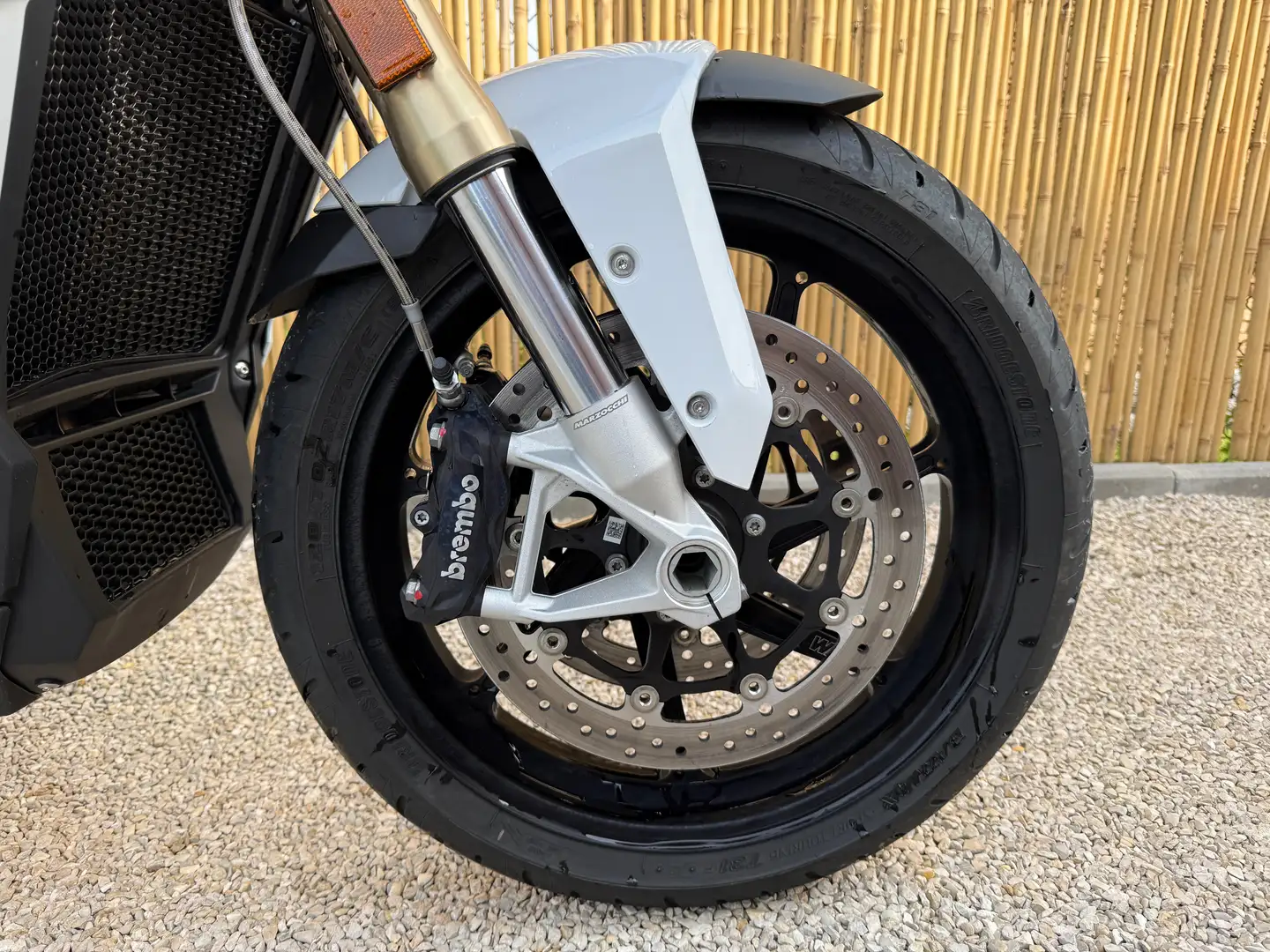 BMW S 1000 XR Wit - 2