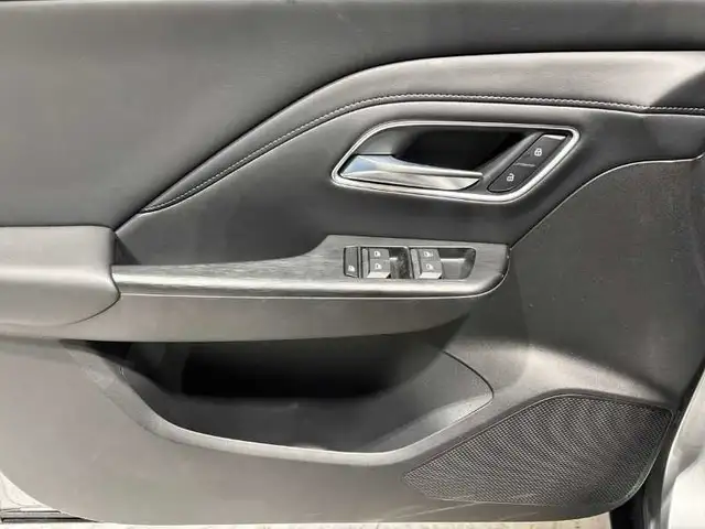 MG ZS view 10