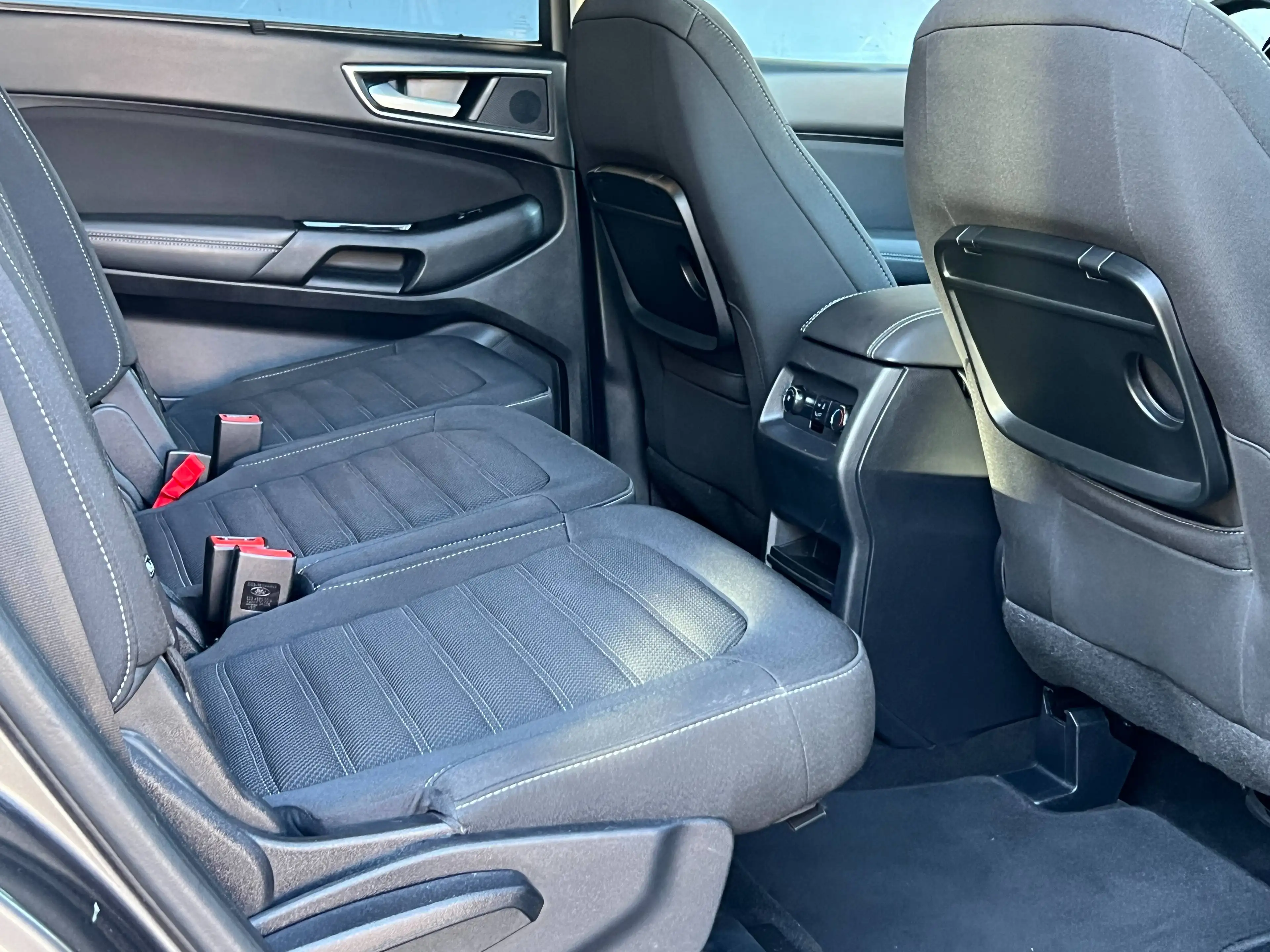 Ford Galaxy Galaxy 1.5 EcoBoost Titanium 7 place — photo 13