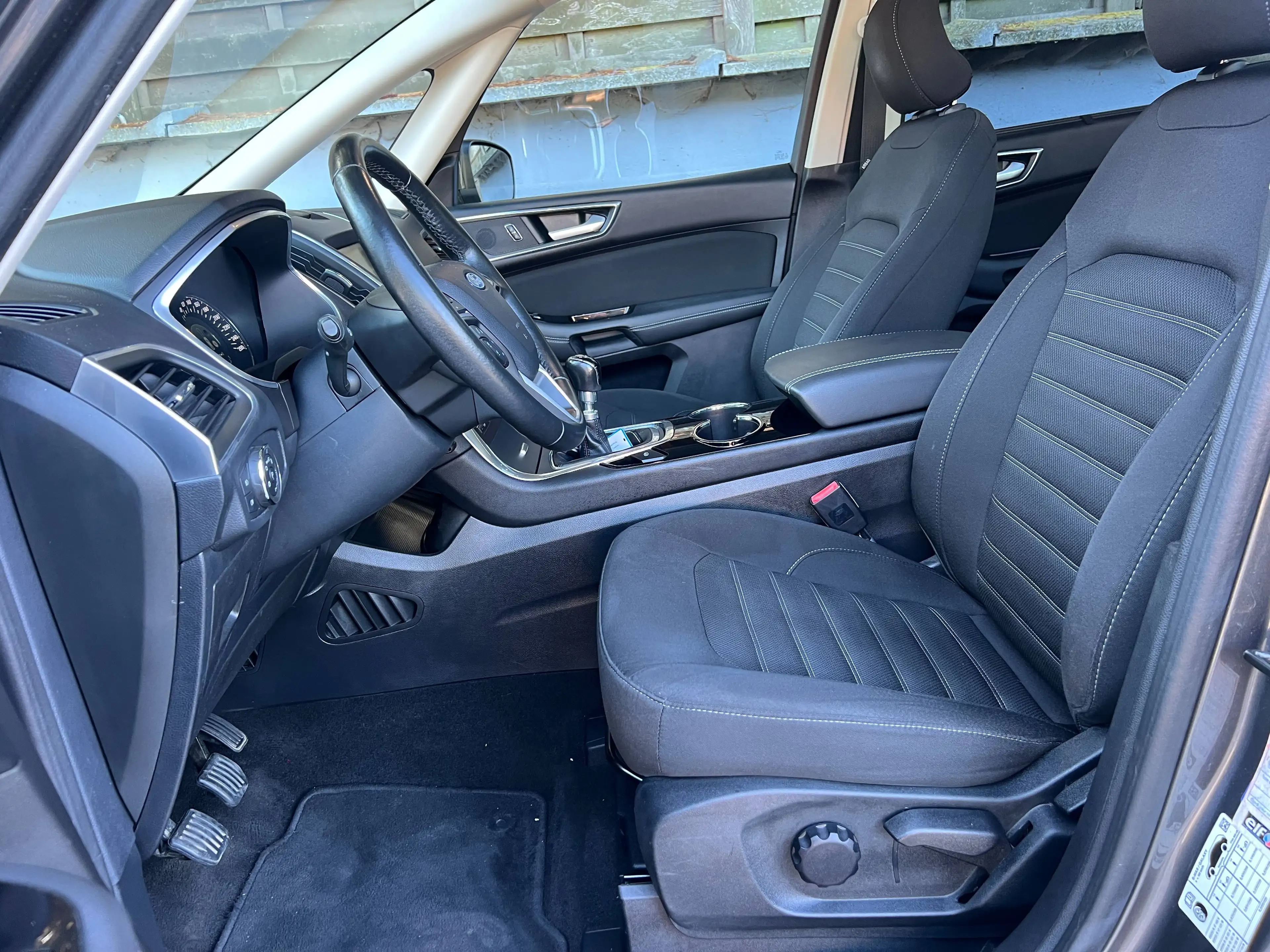 Ford Galaxy Galaxy 1.5 EcoBoost Titanium 7 place — photo 11