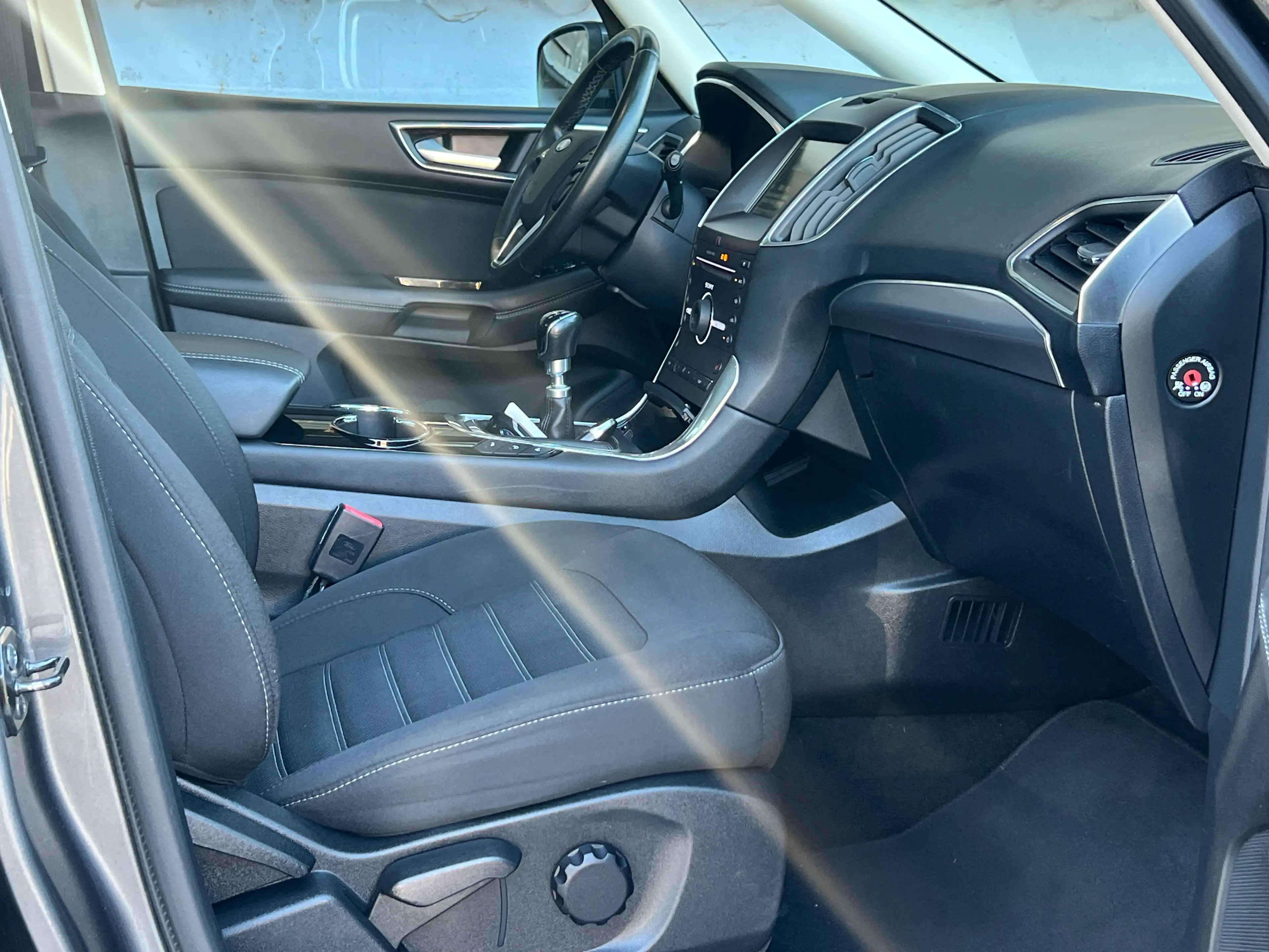 Ford Galaxy Galaxy 1.5 EcoBoost Titanium 7 place — photo 12