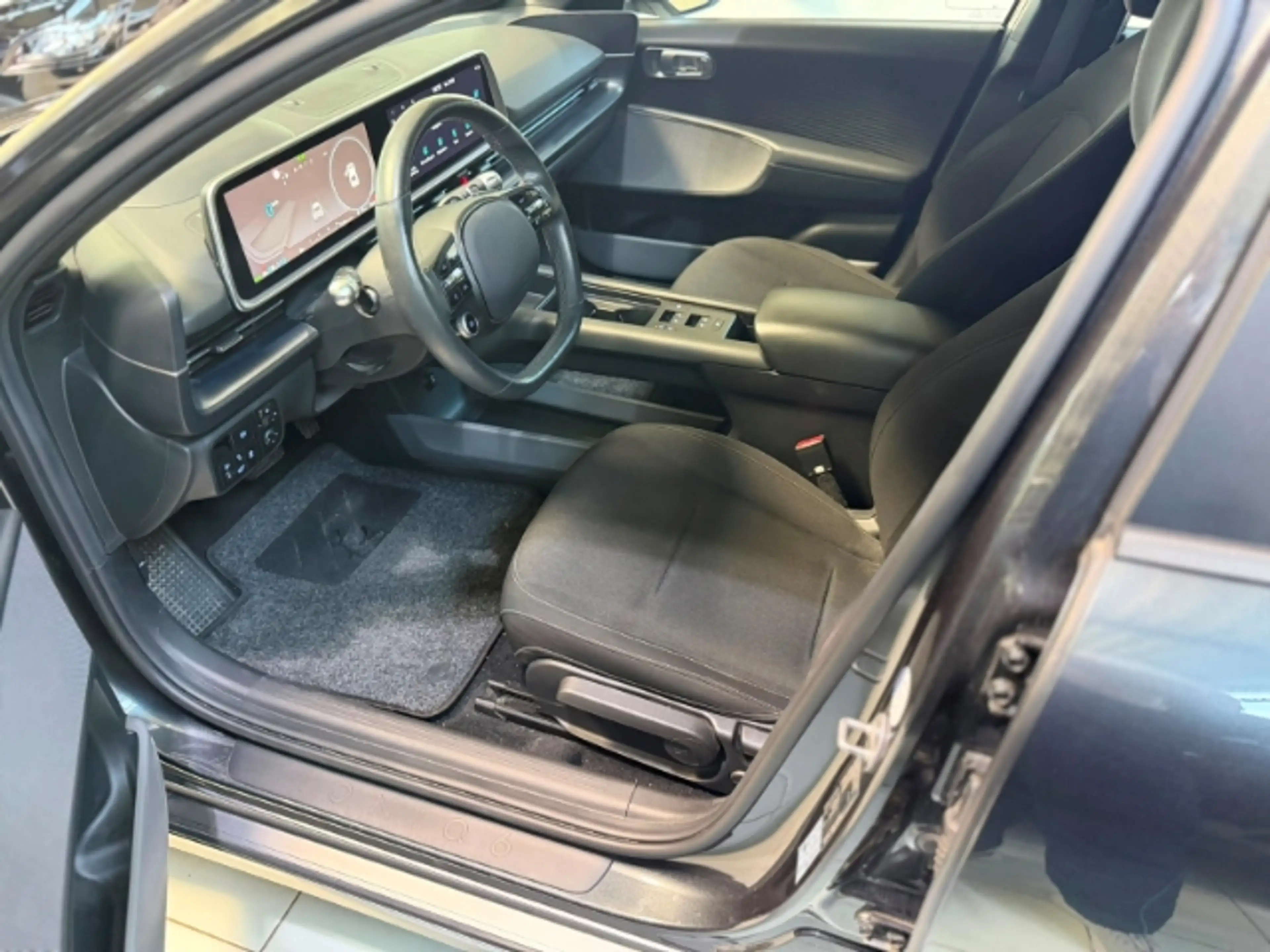 Hyundai IONIQ 6 Heckantrieb Digitales Cockpit LED ACC El. Heckklap — photo 8