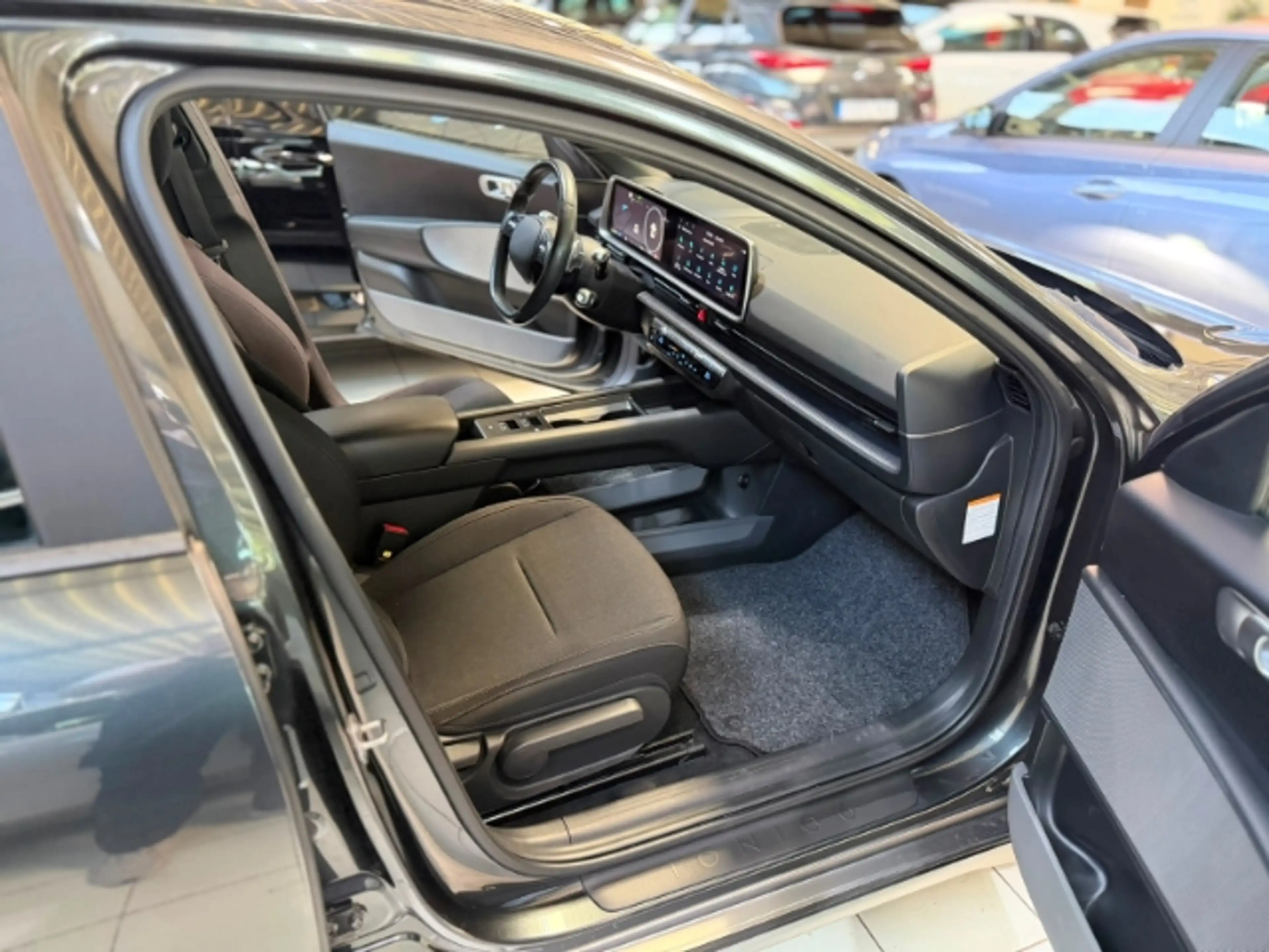 Hyundai IONIQ 6 Heckantrieb Digitales Cockpit LED ACC El. Heckklap — photo 10
