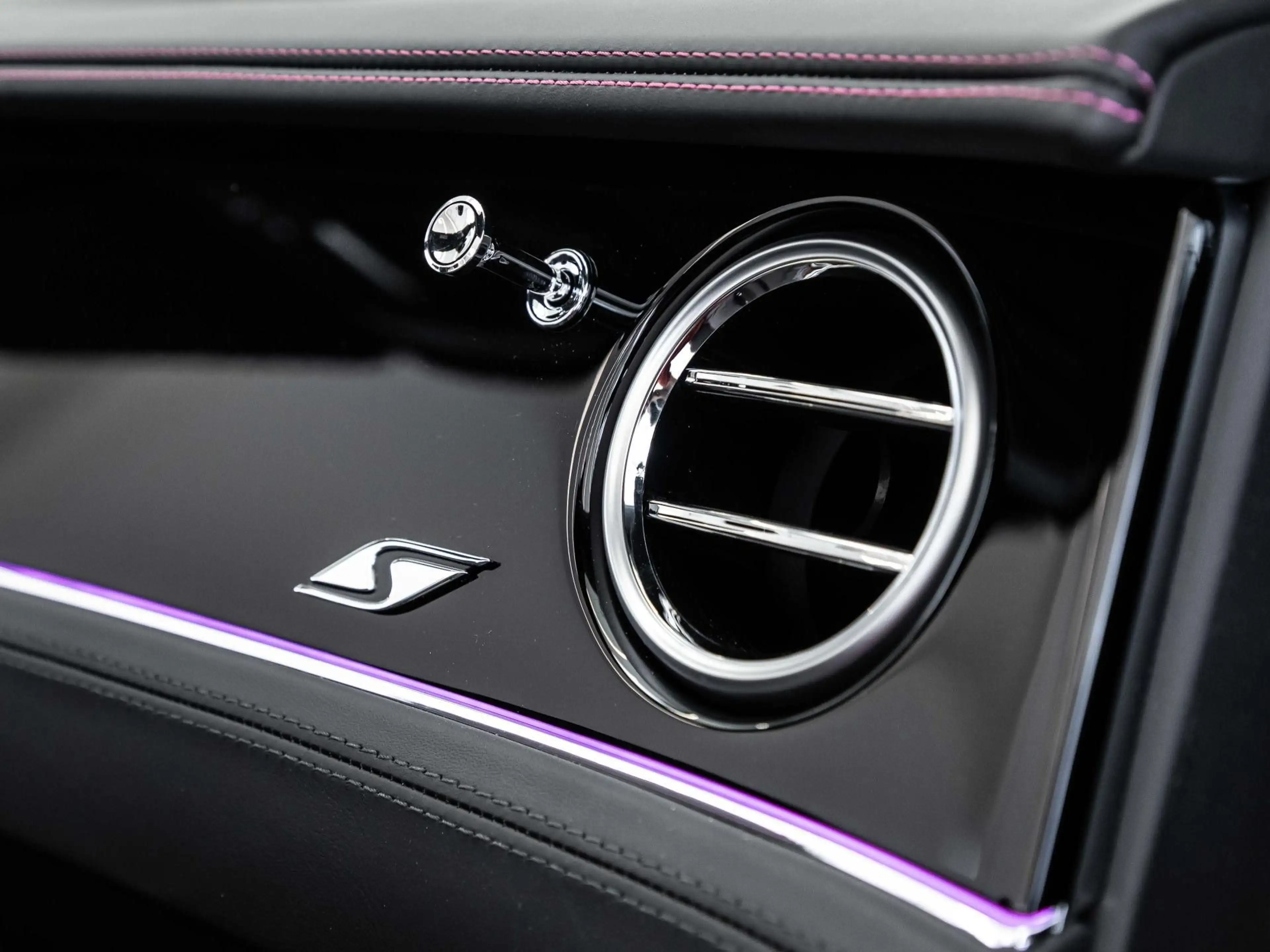 Bentley Continental New Continental GT Convertible S V8 UNIKAT — photo 13