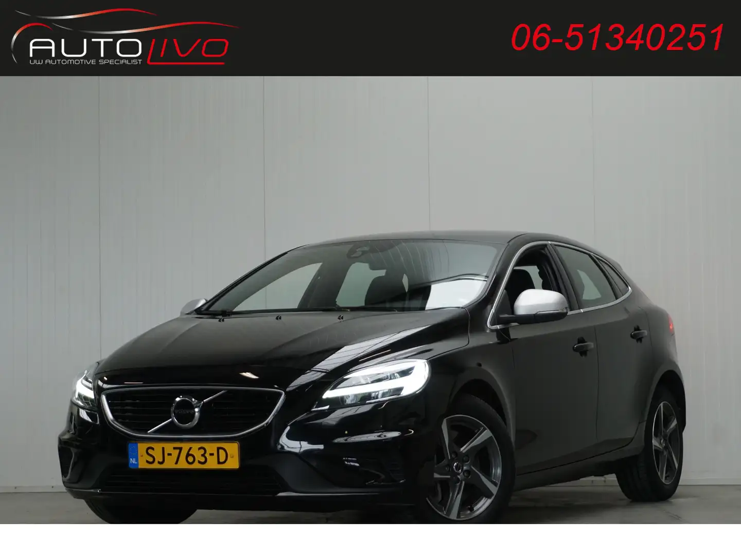 Volvo V40 2.0 D3 Business Sport R-Design. 150 PK! LED H. LEE Zwart - 1