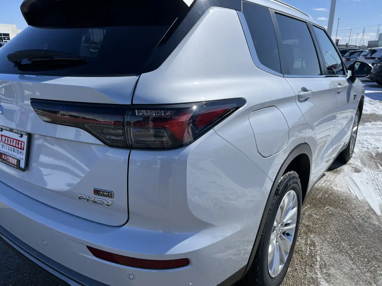 Mitsubishi Outlander снимка Mitsubishi Outlander