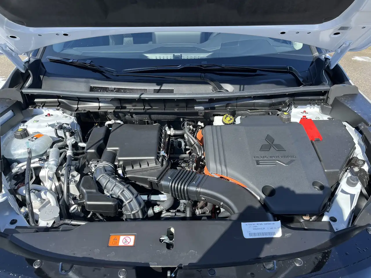 Mitsubishi Outlander снимка Mitsubishi Outlander