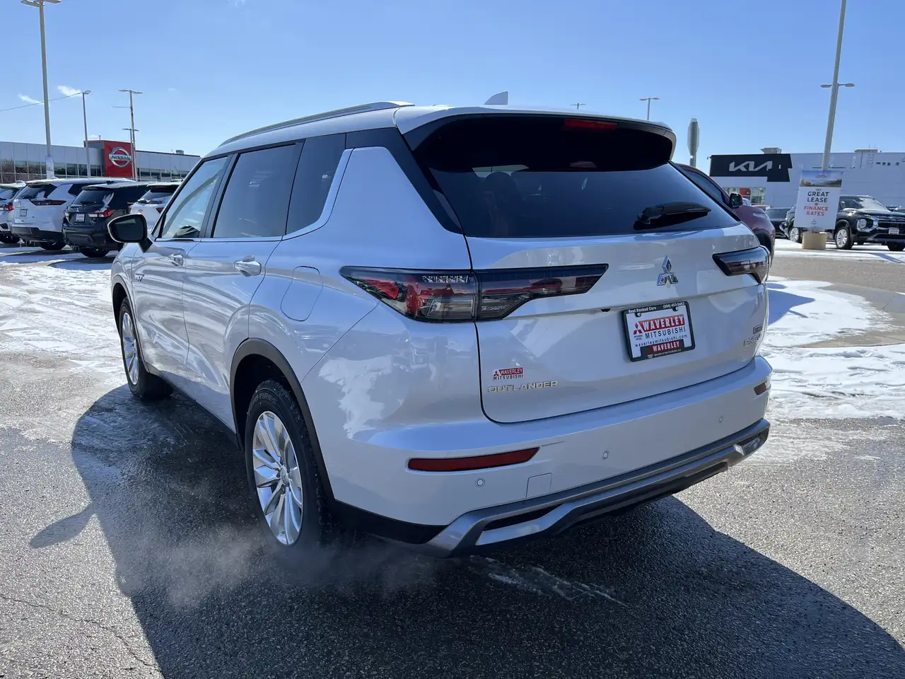 Mitsubishi Outlander снимка Mitsubishi Outlander