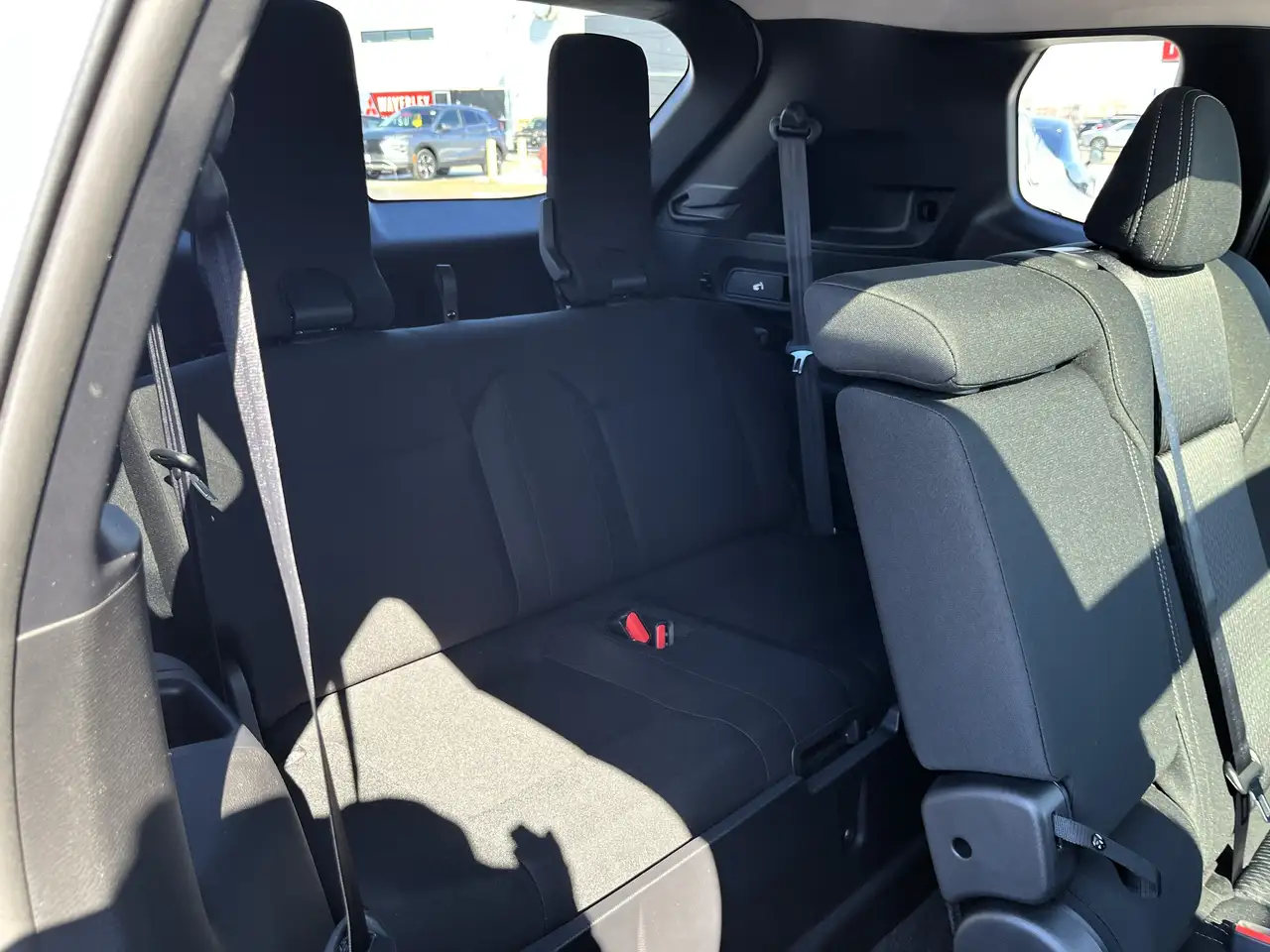 Mitsubishi Outlander снимка Mitsubishi Outlander