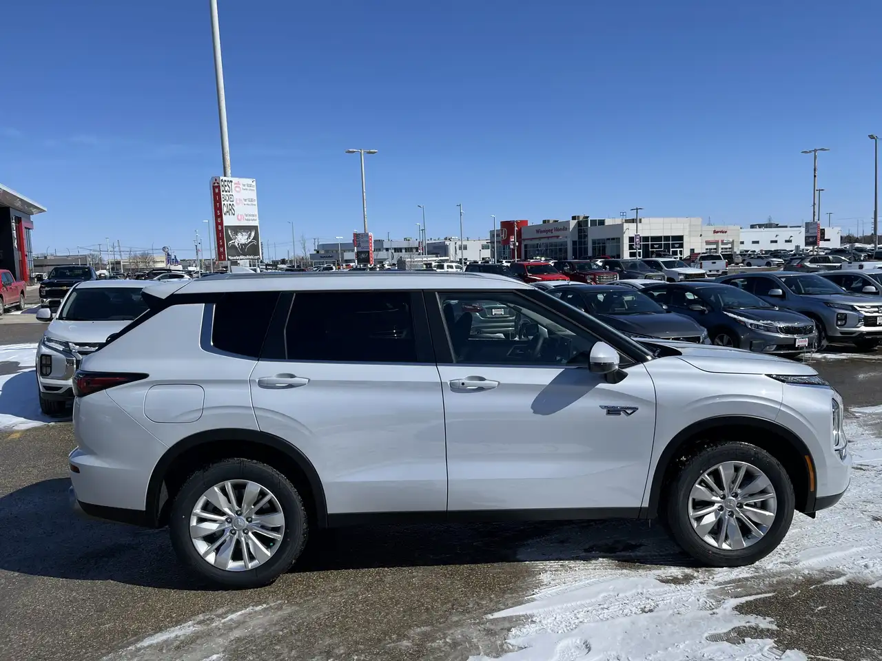 Mitsubishi Outlander снимка Mitsubishi Outlander